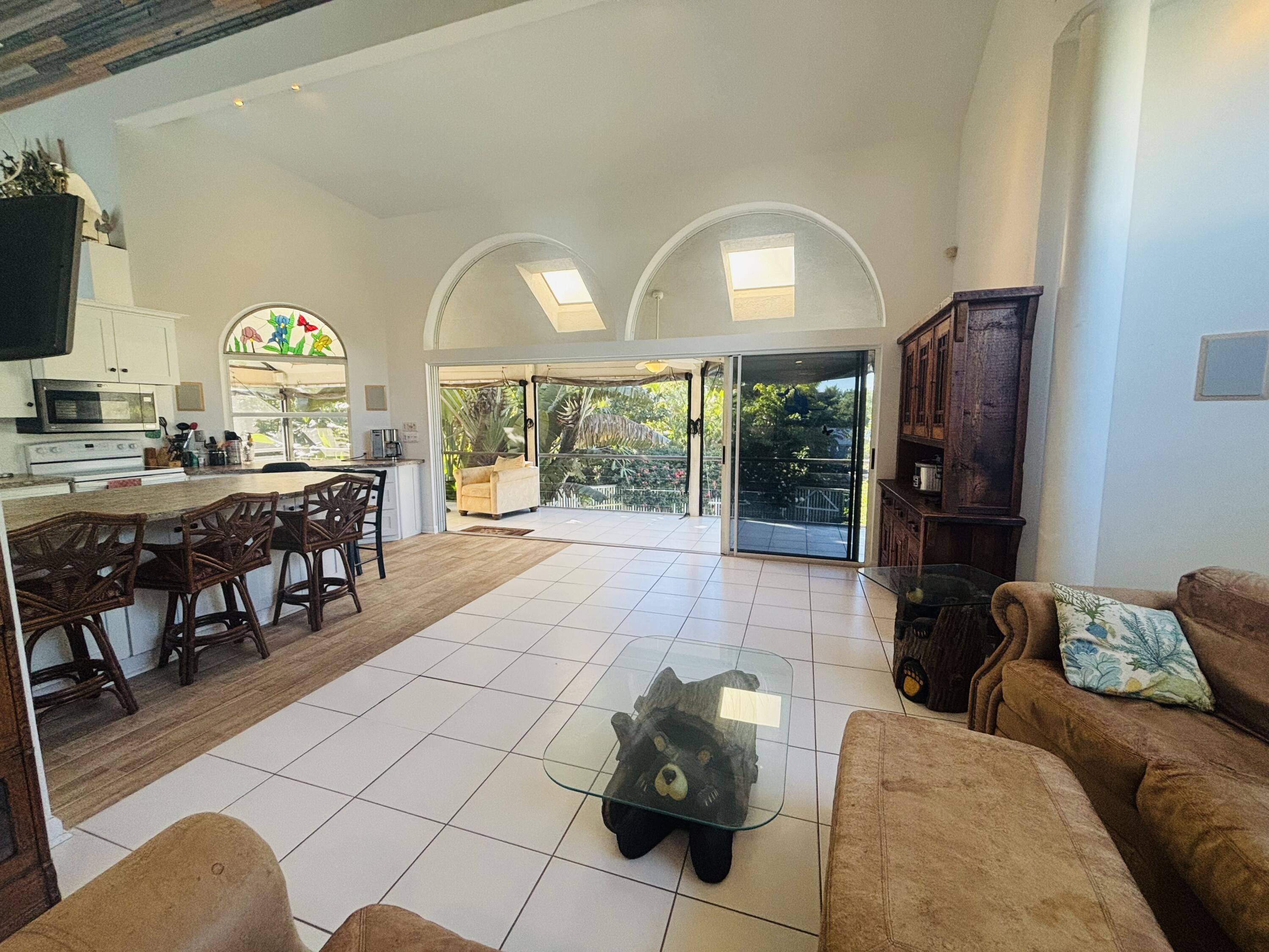 25074 5th Street Property Photo 12