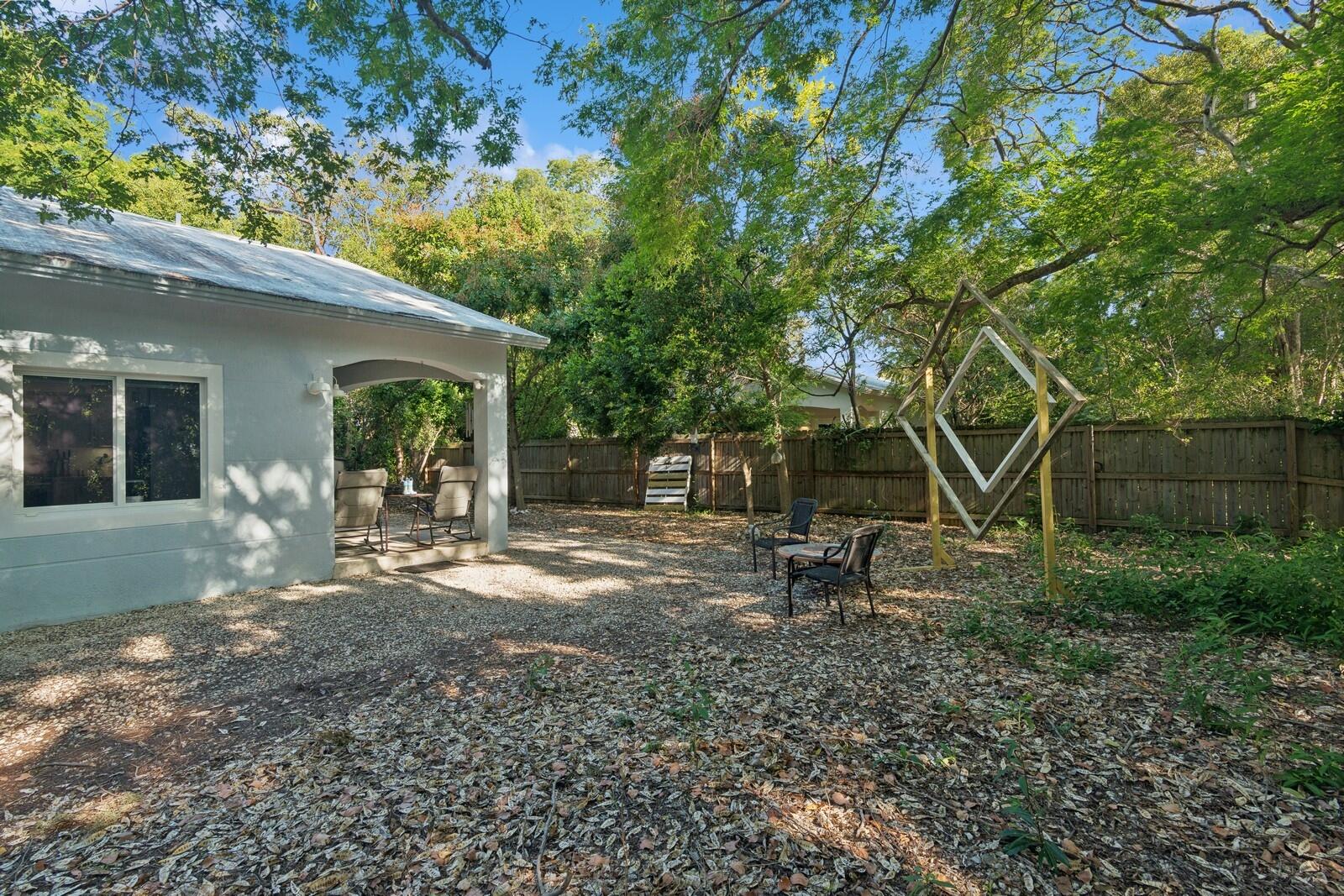 477 Barracuda Boulevard Property Photo 28