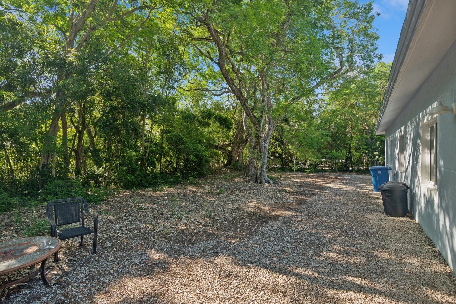 477 Barracuda Boulevard Property Photo 33