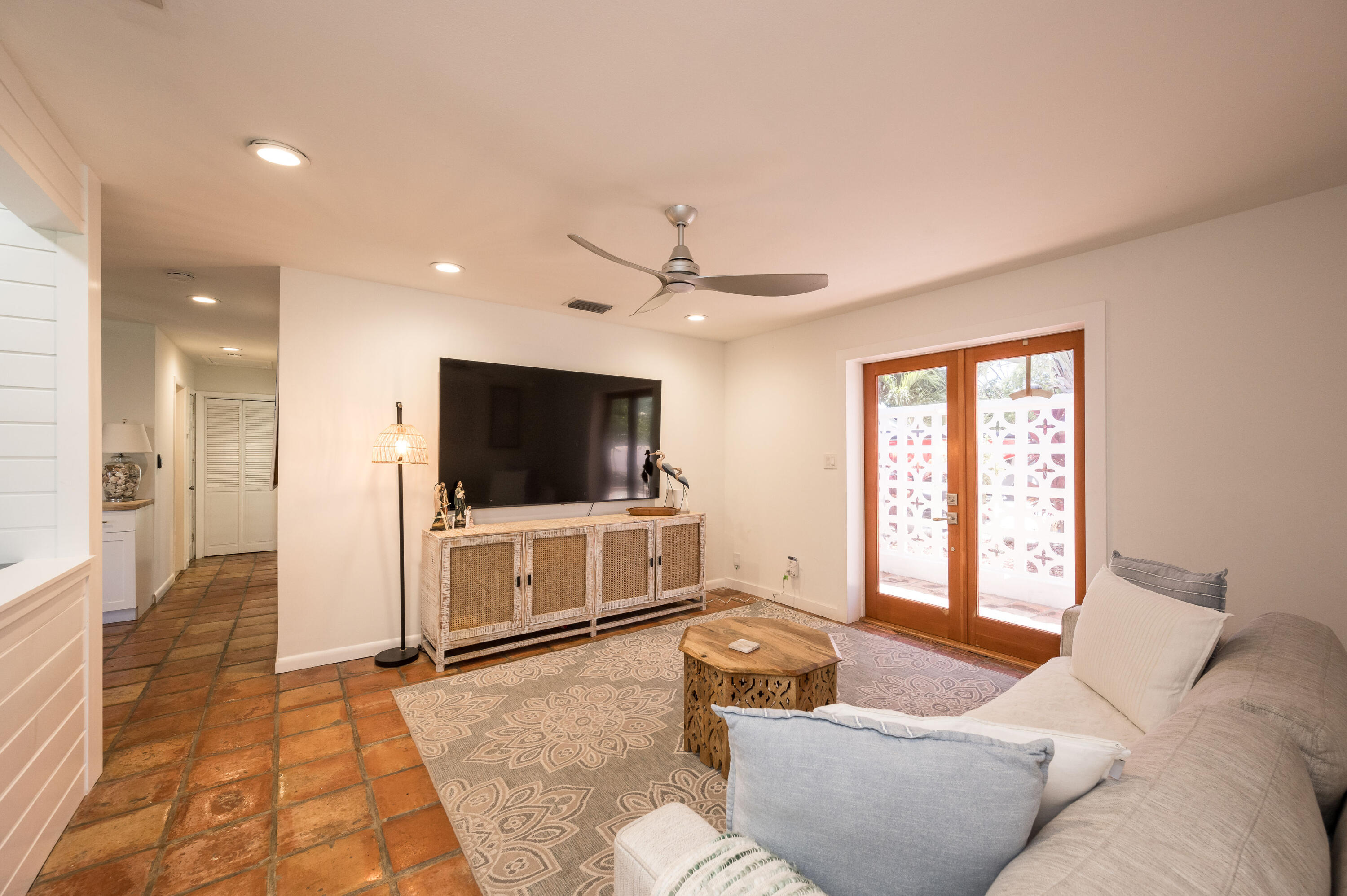 1205 11th Street Property Photo 10