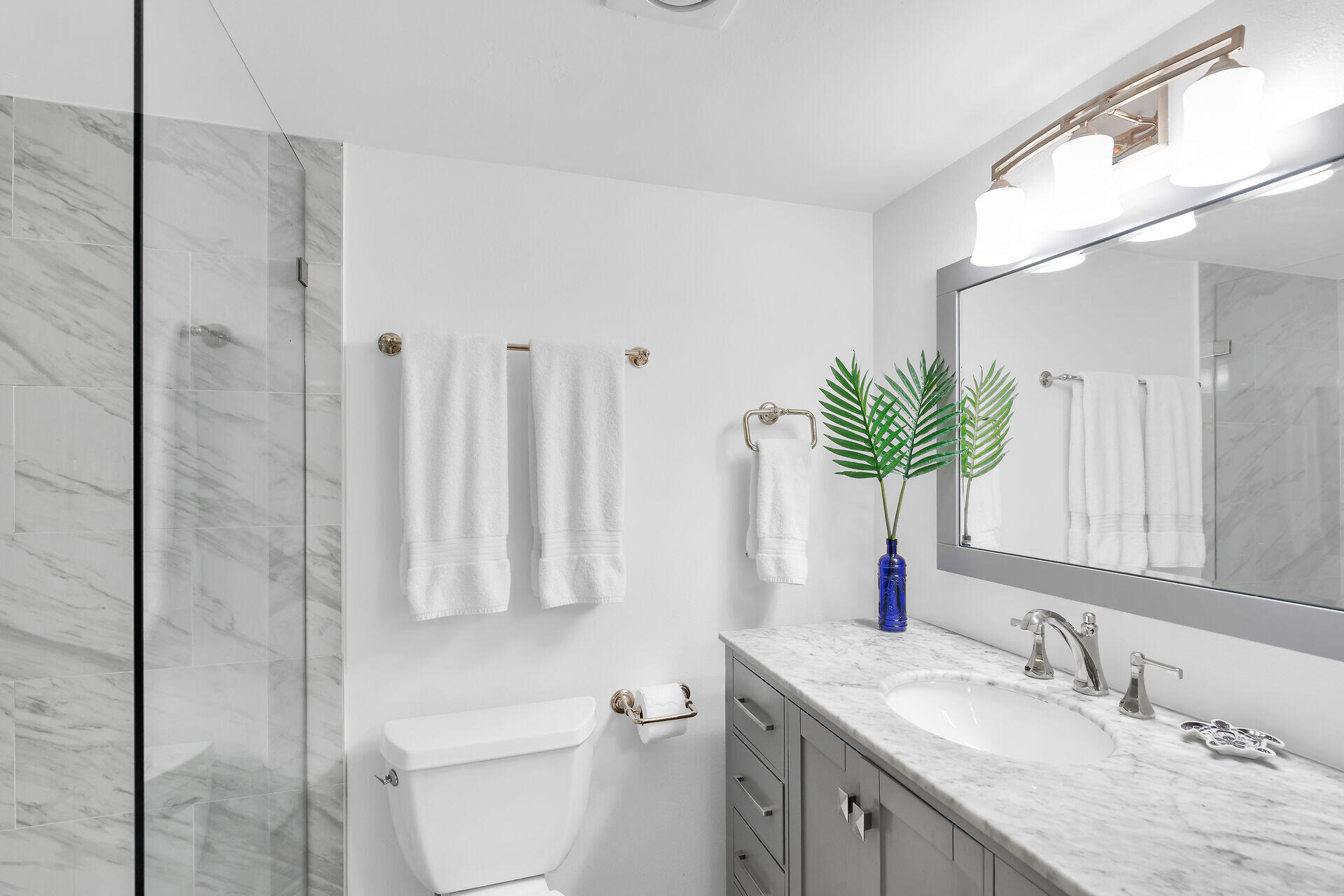 389 N Anglers Drive, 101 Property Photo 15