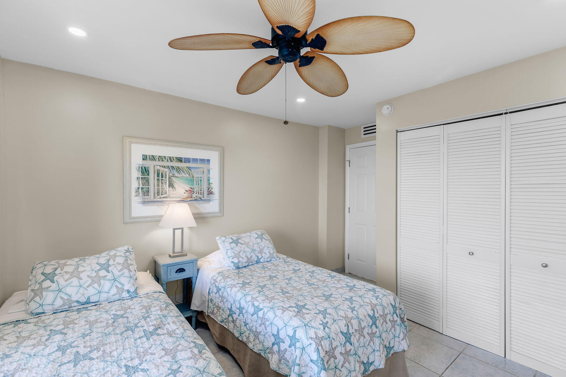 200 Wrenn Street, 407 Property Photo 24