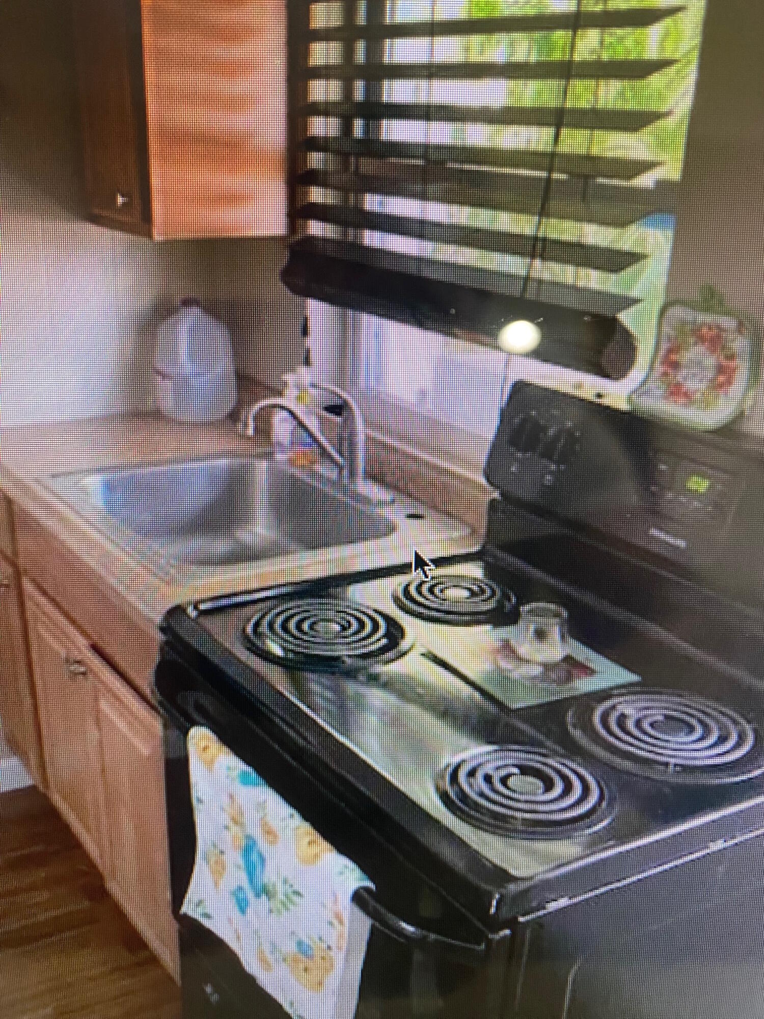 1703 Johnson Street B Property Photo 9