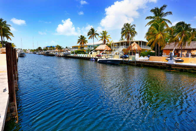 184 Bahama Avenue Property Photo 3