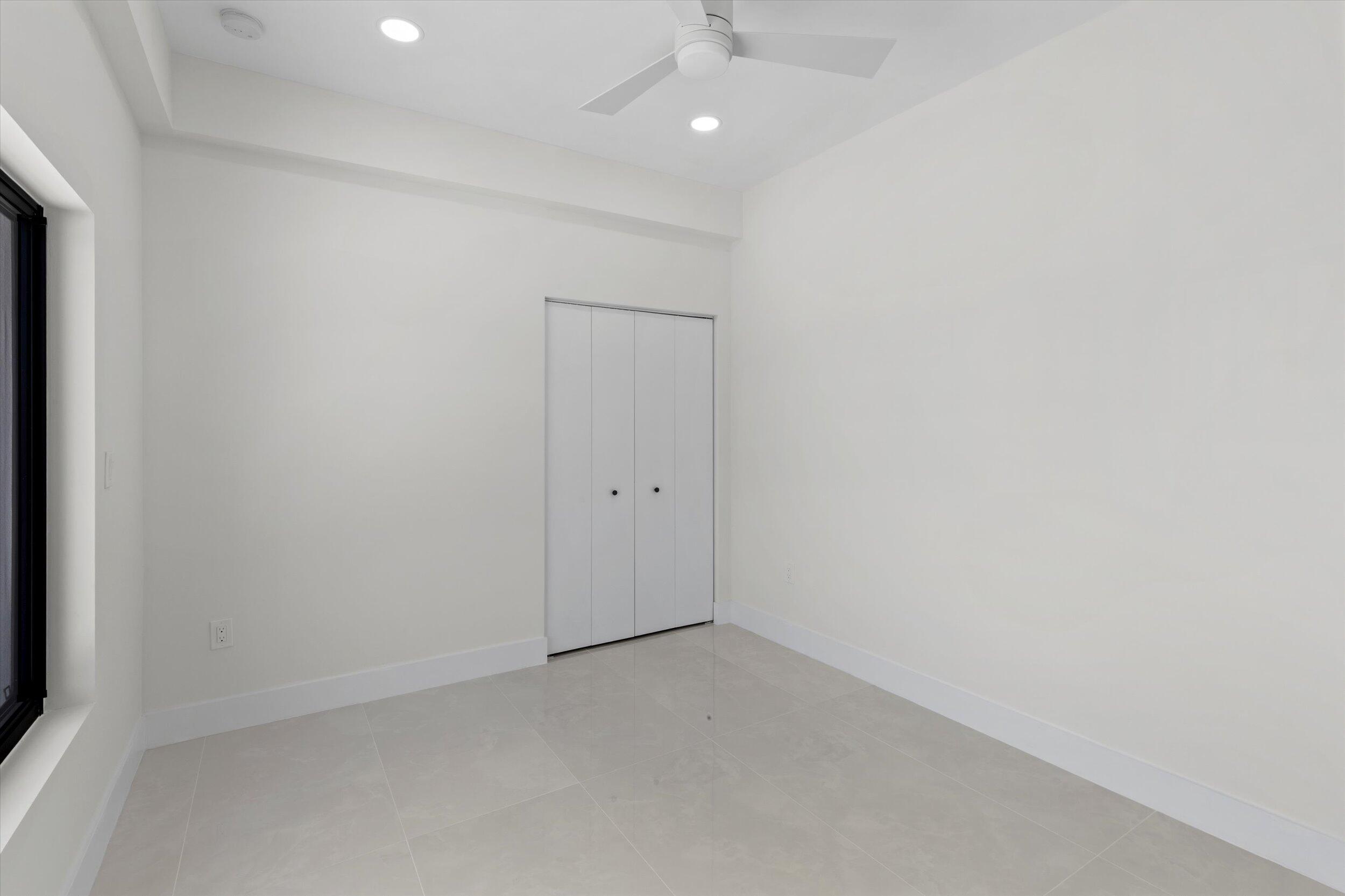 27433 Antigua Lane Property Photo 39