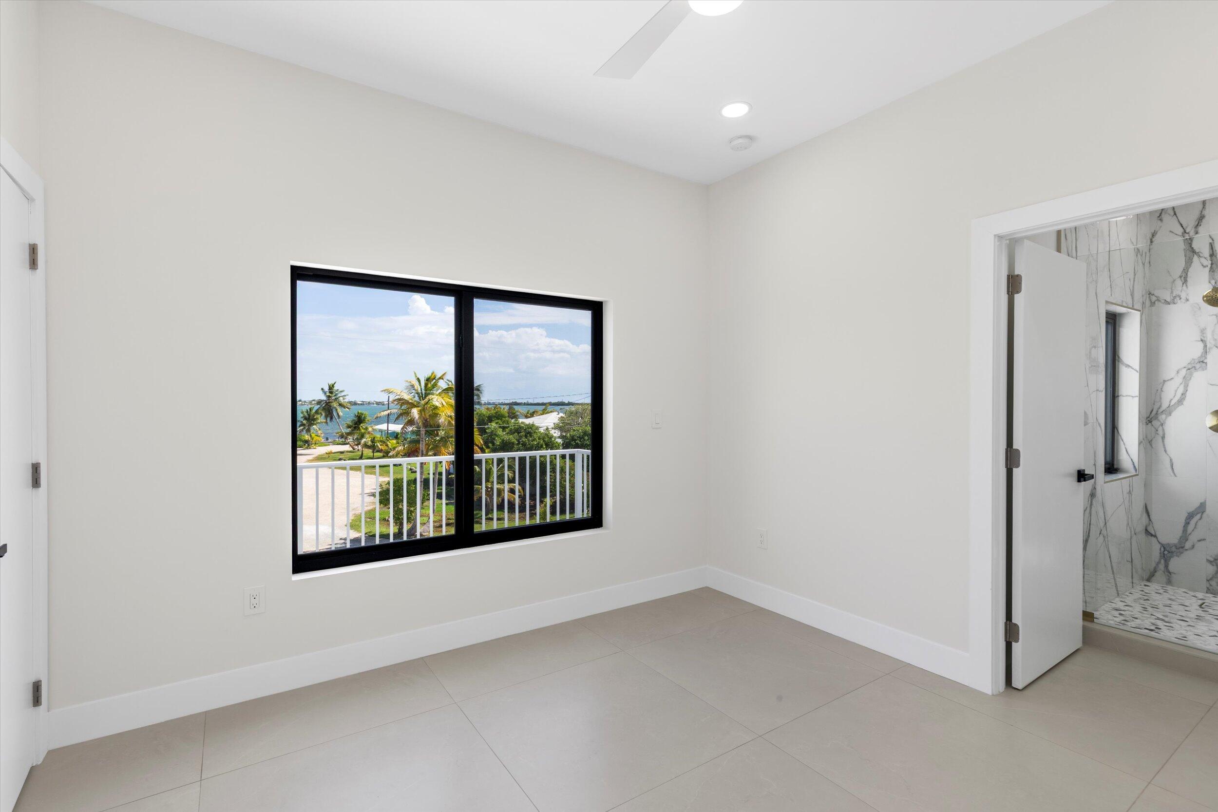 620 Barry Avenue Property Photo 25