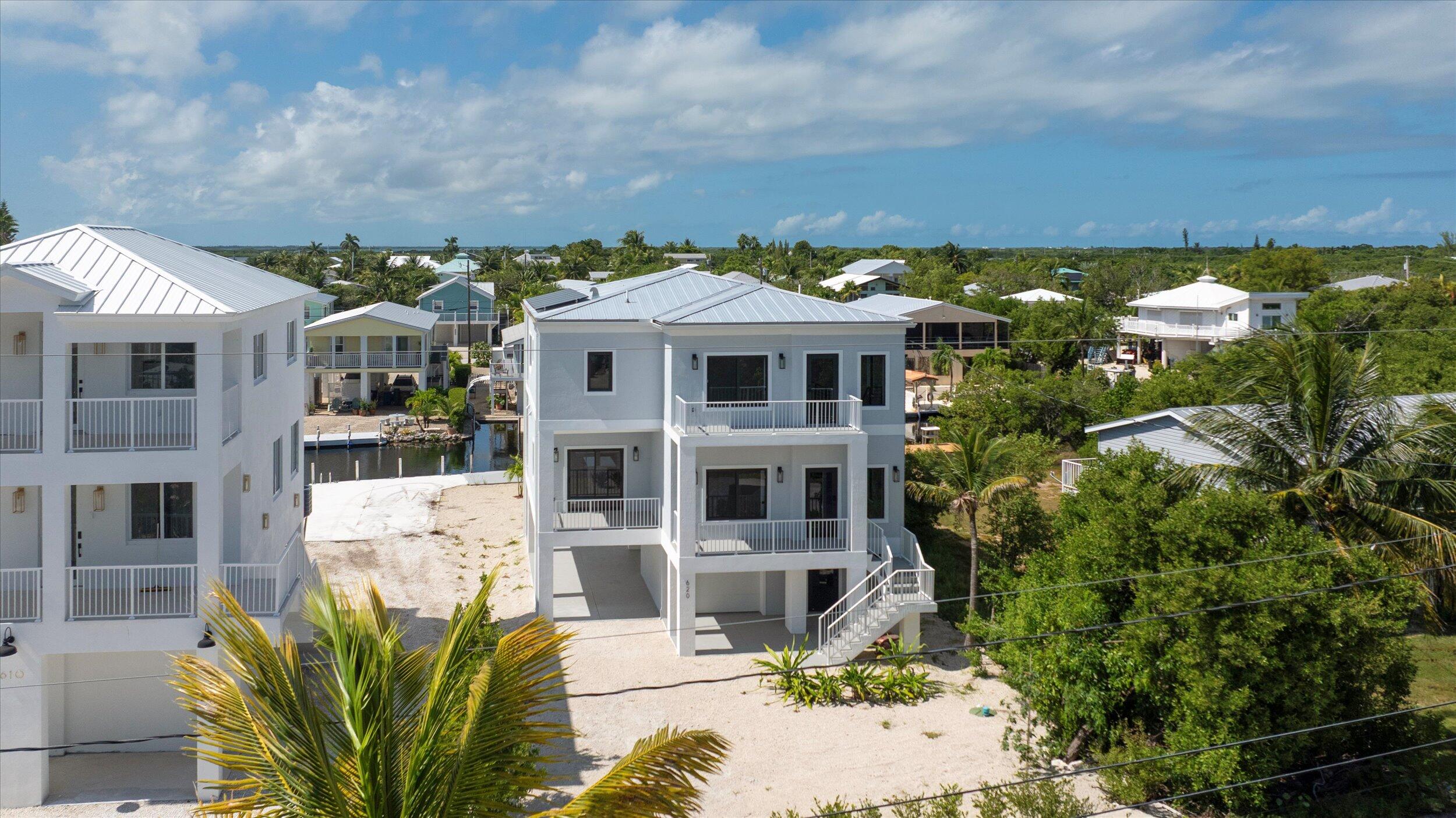 620 Barry Avenue Property Photo 47