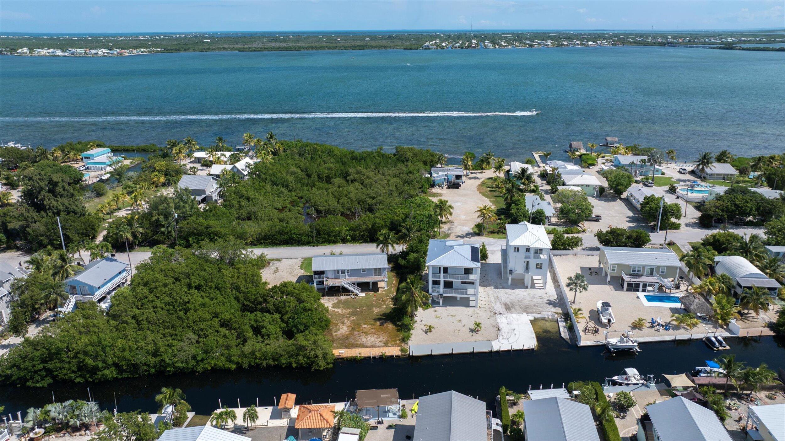 620 Barry Avenue Property Photo 50