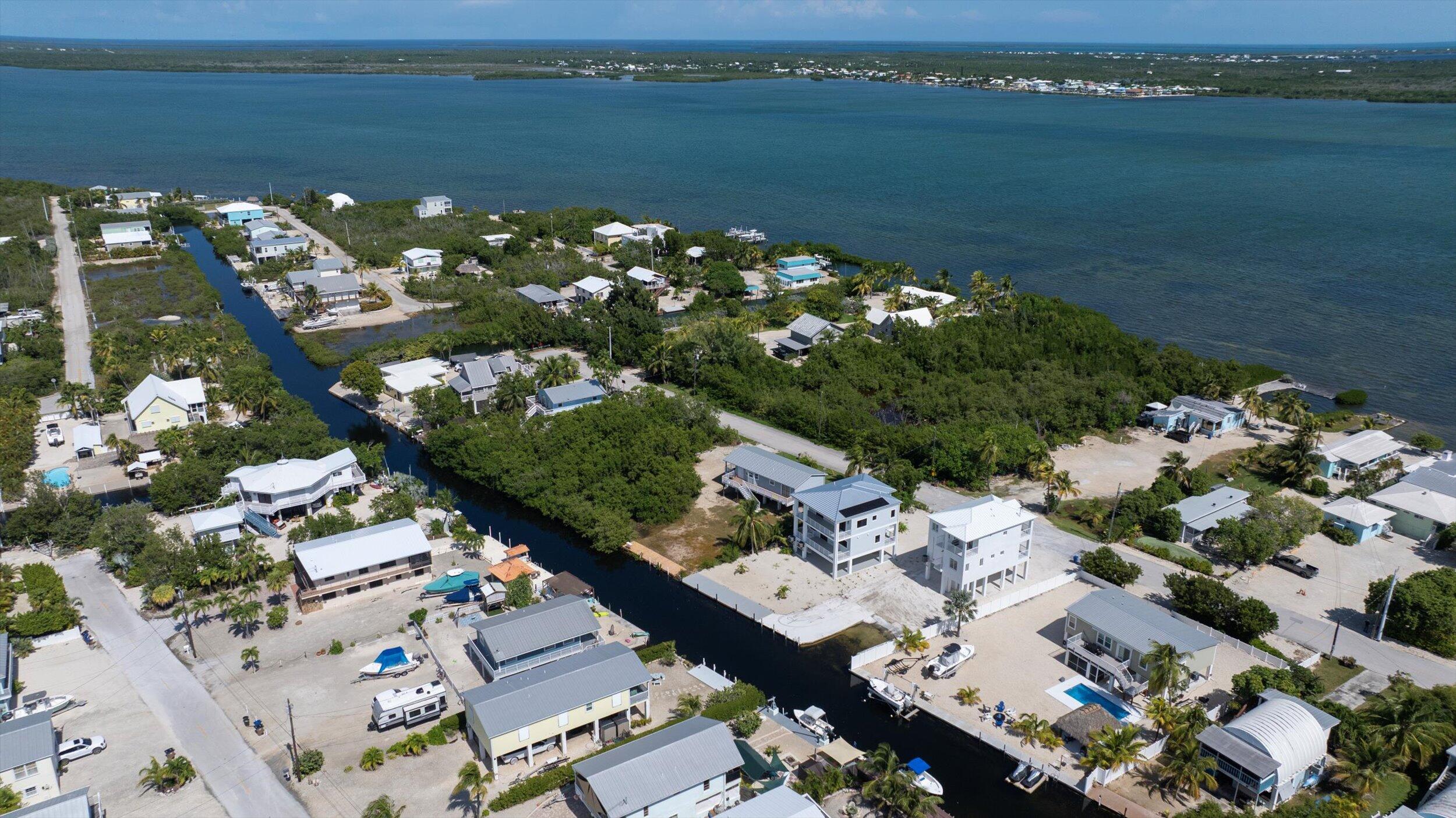 620 Barry Avenue Property Photo 52