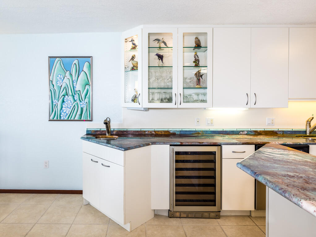 101 E Ocean Drive, C304 Property Photo 12