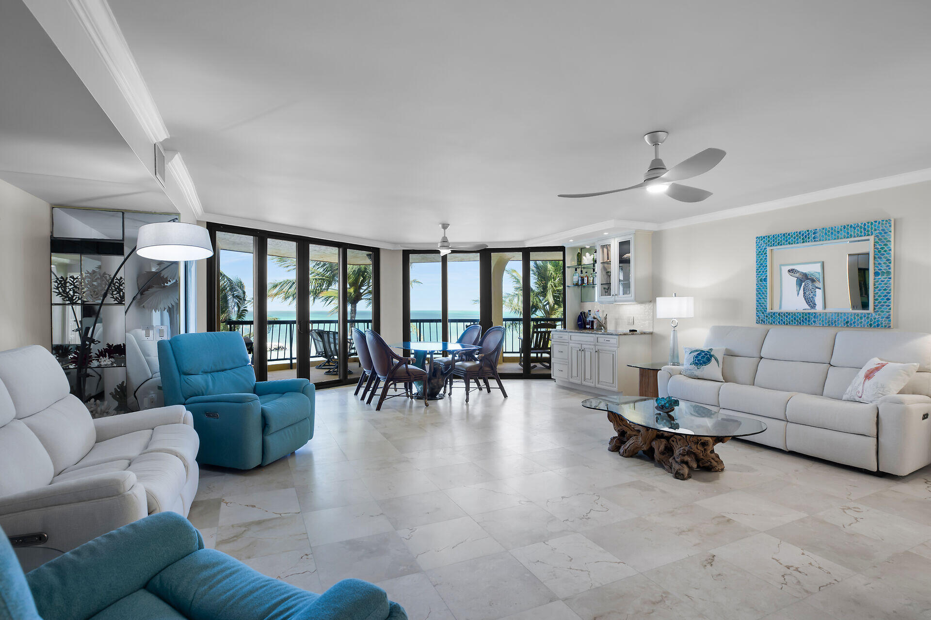 101 E Ocean Drive, C402 Property Photo 13