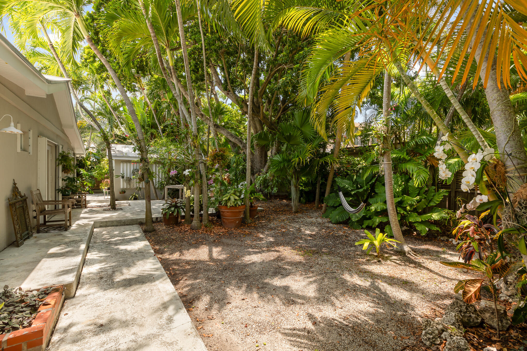 1414 Leon Street Property Photo 22
