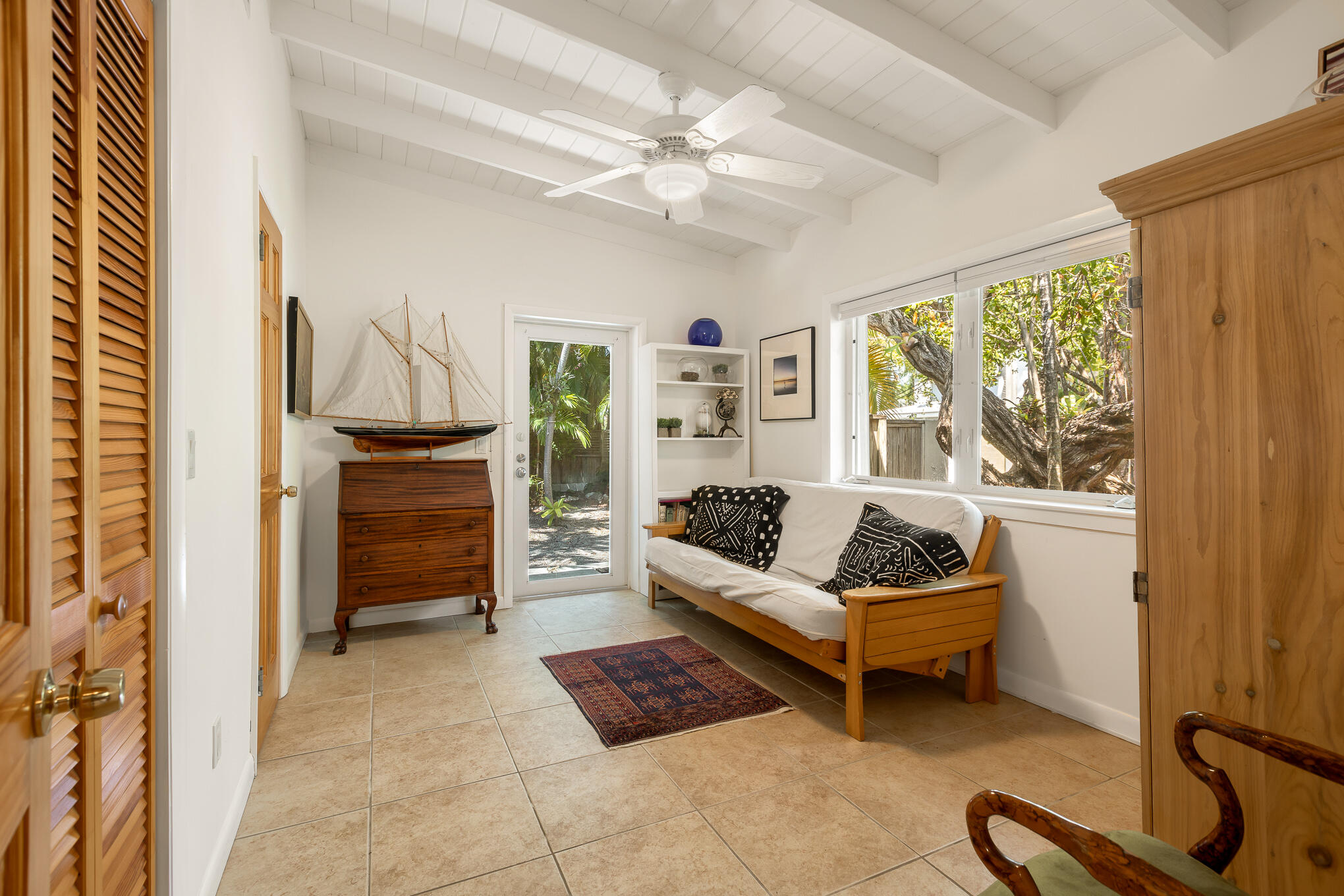 1414 Leon Street Property Photo 25