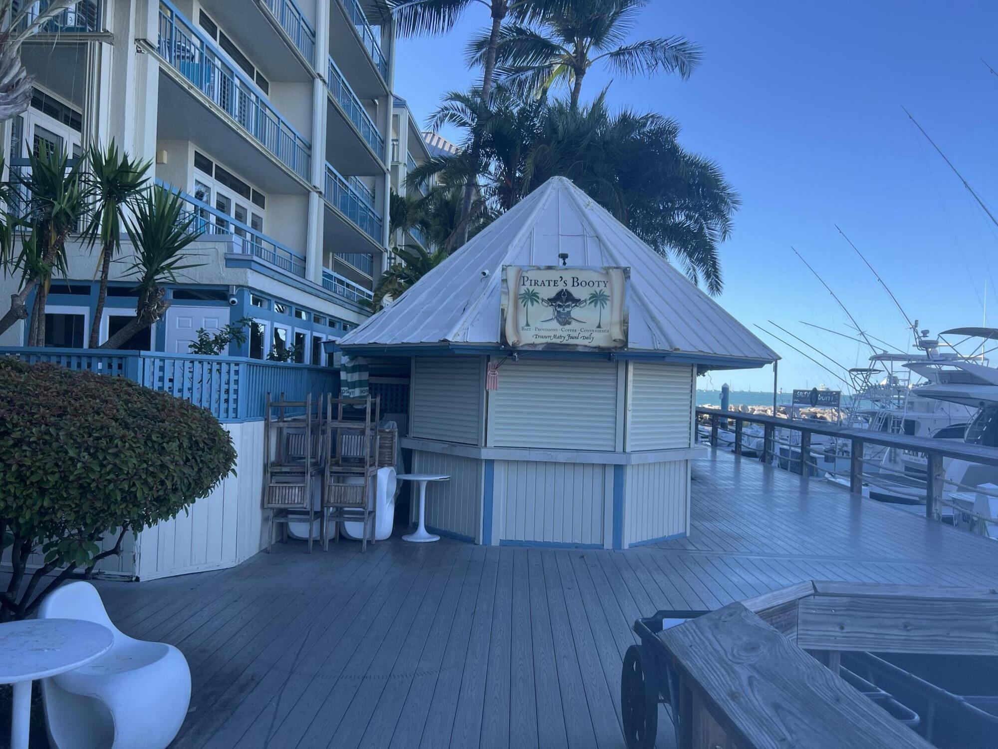 619 Front Street, Kiosk Property Photo 2