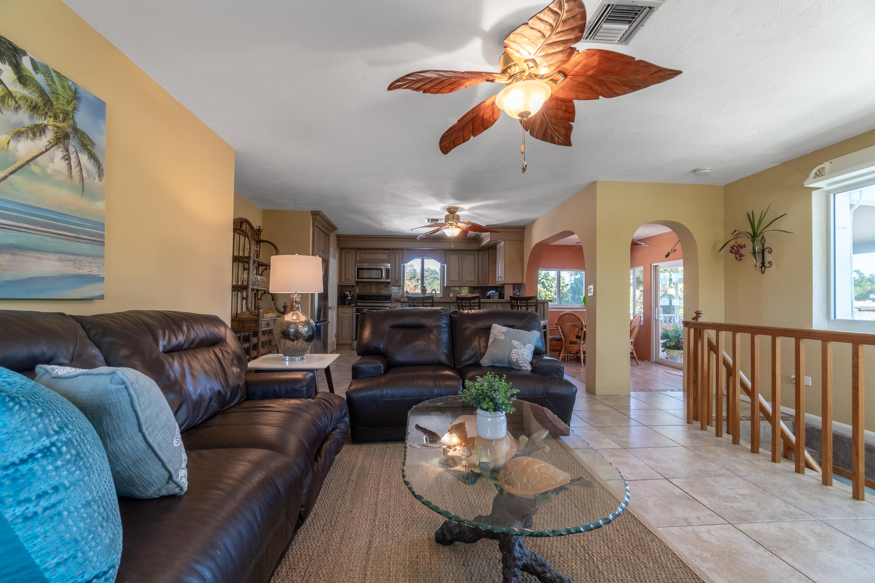 1600 Yellowtail Avenue Property Photo 6