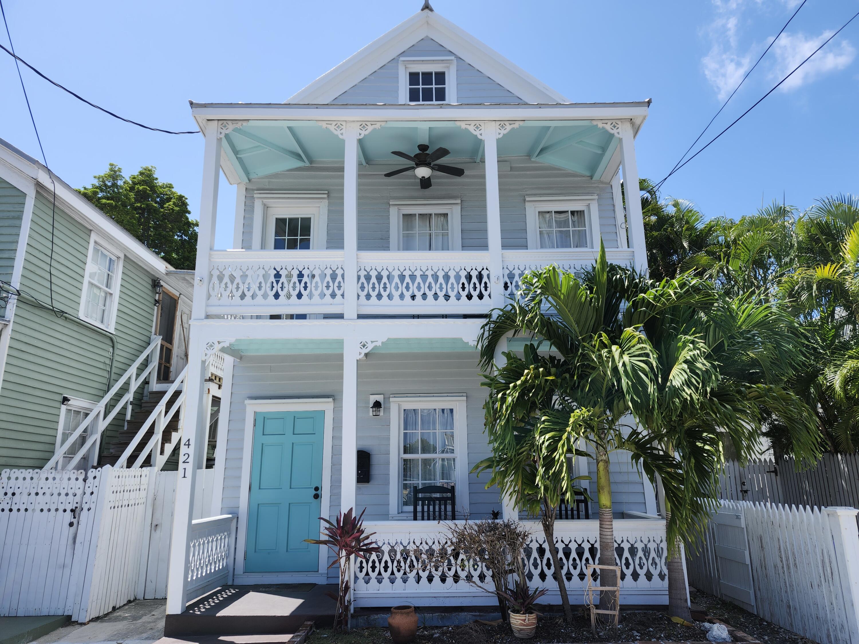 421 United Street Property Photo
