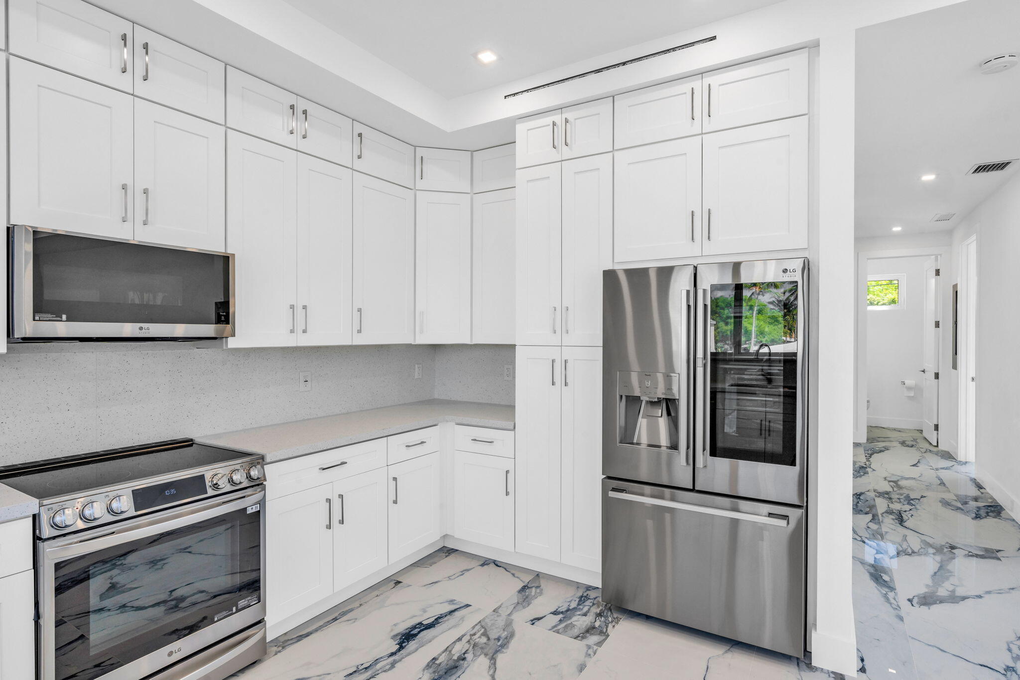 84 Coral Way Property Photo 9