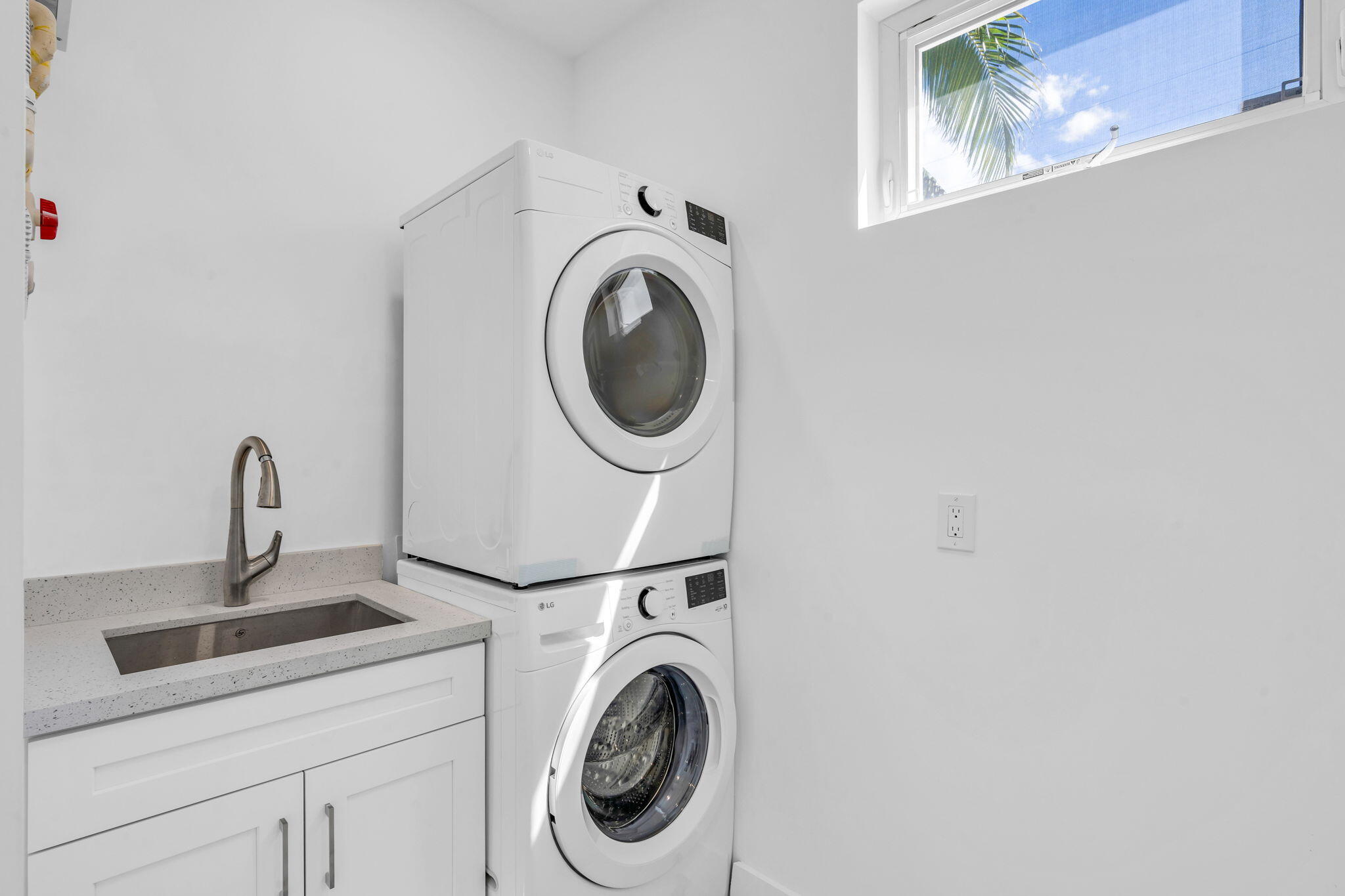 84 Coral Way Property Photo 16