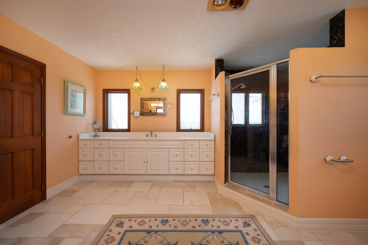 4500 Filer Cove Road Property Photo 28