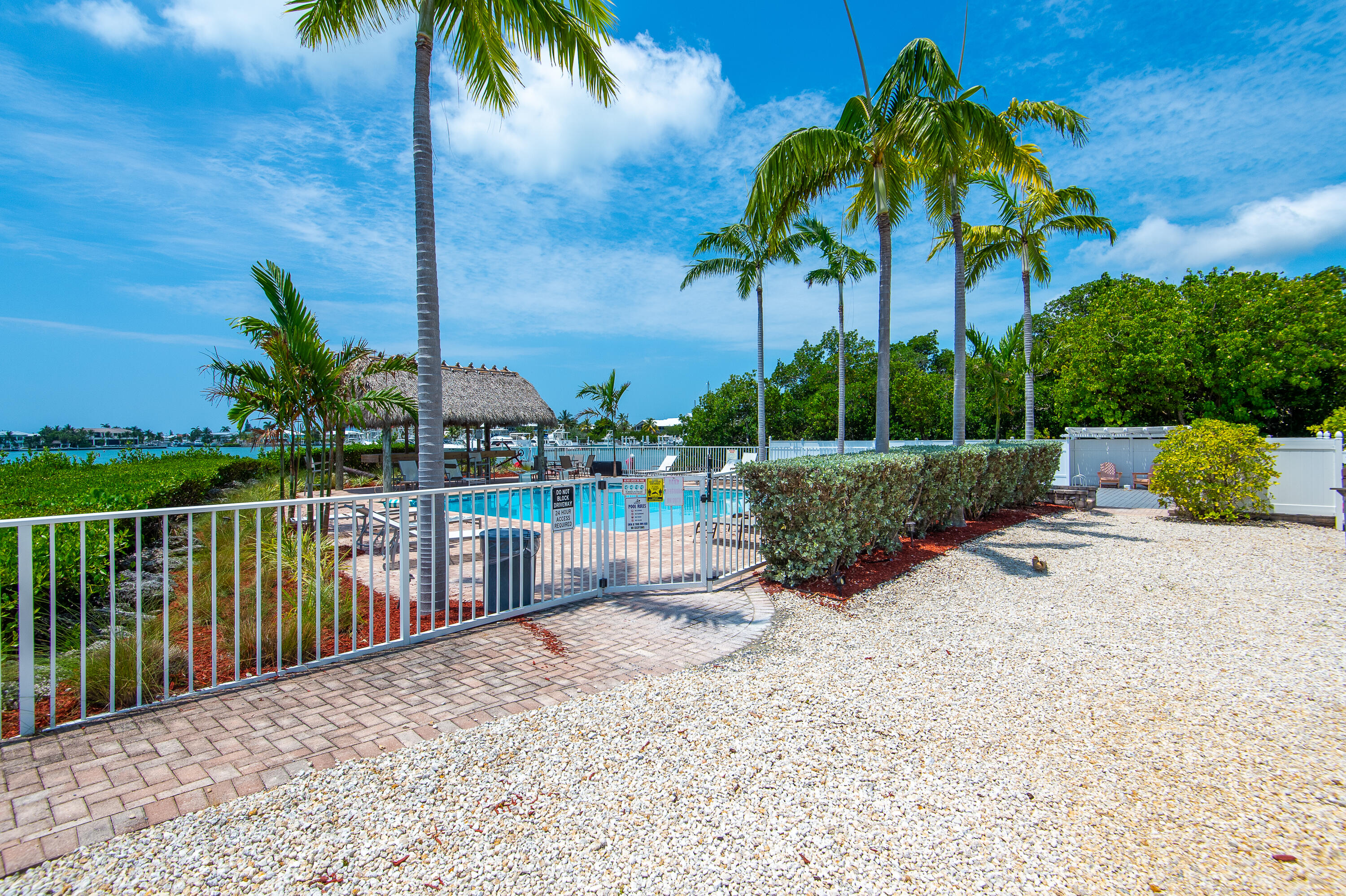 12555 Overseas Highway, E Property Photo 16