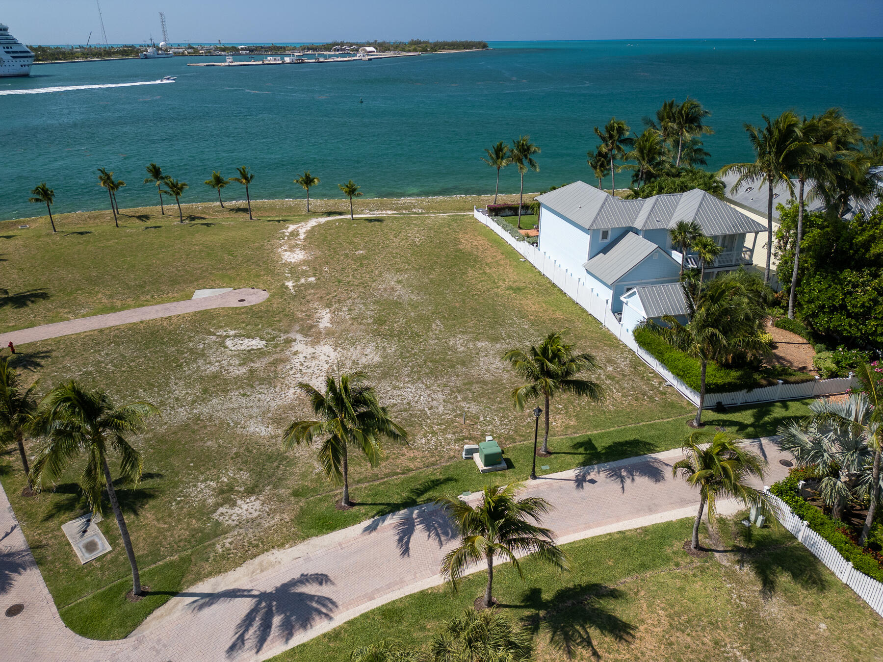 27 Sunset Key Drive Property Photo 17