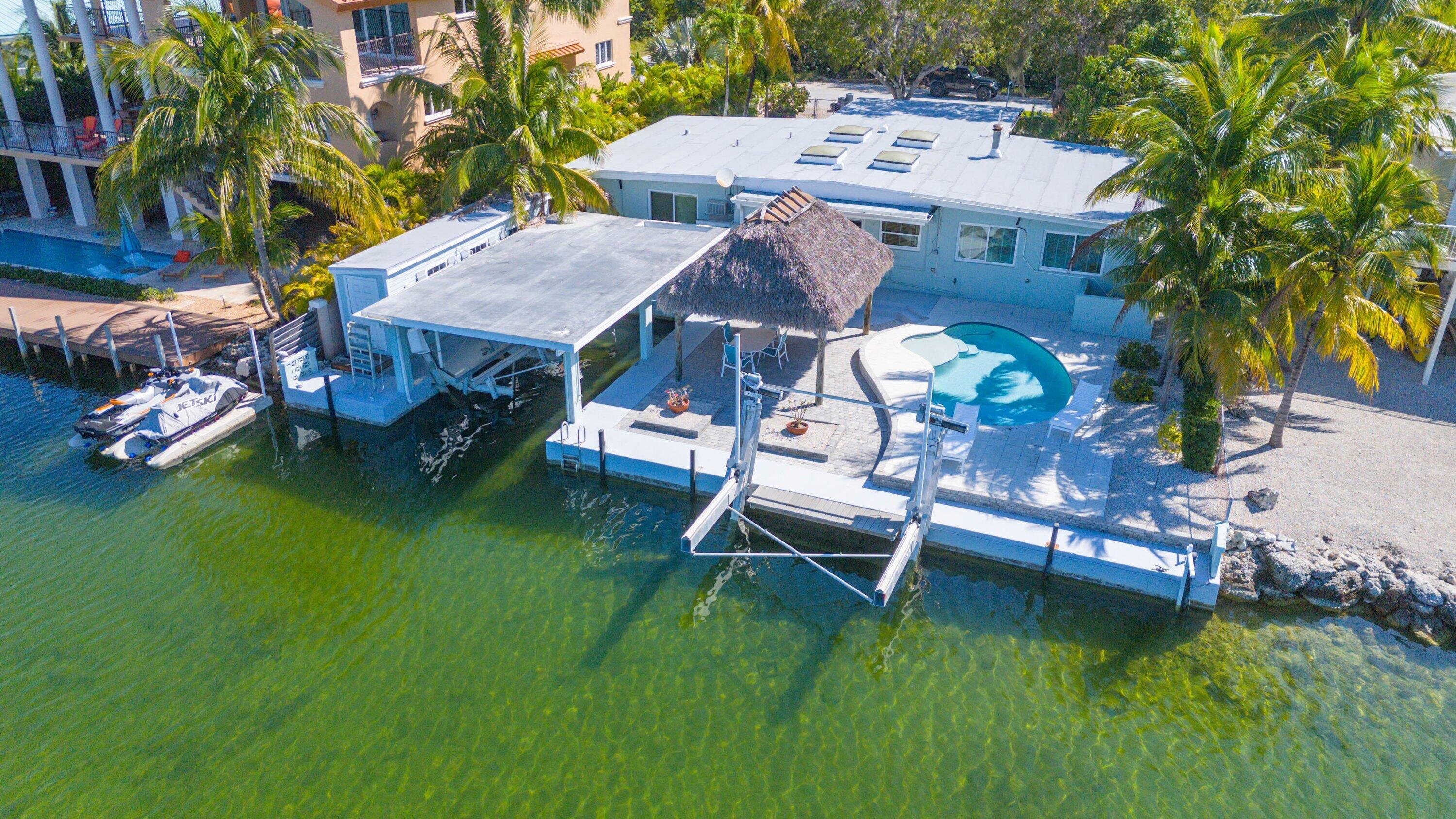 1136 W Shore Drive Property Photo 1