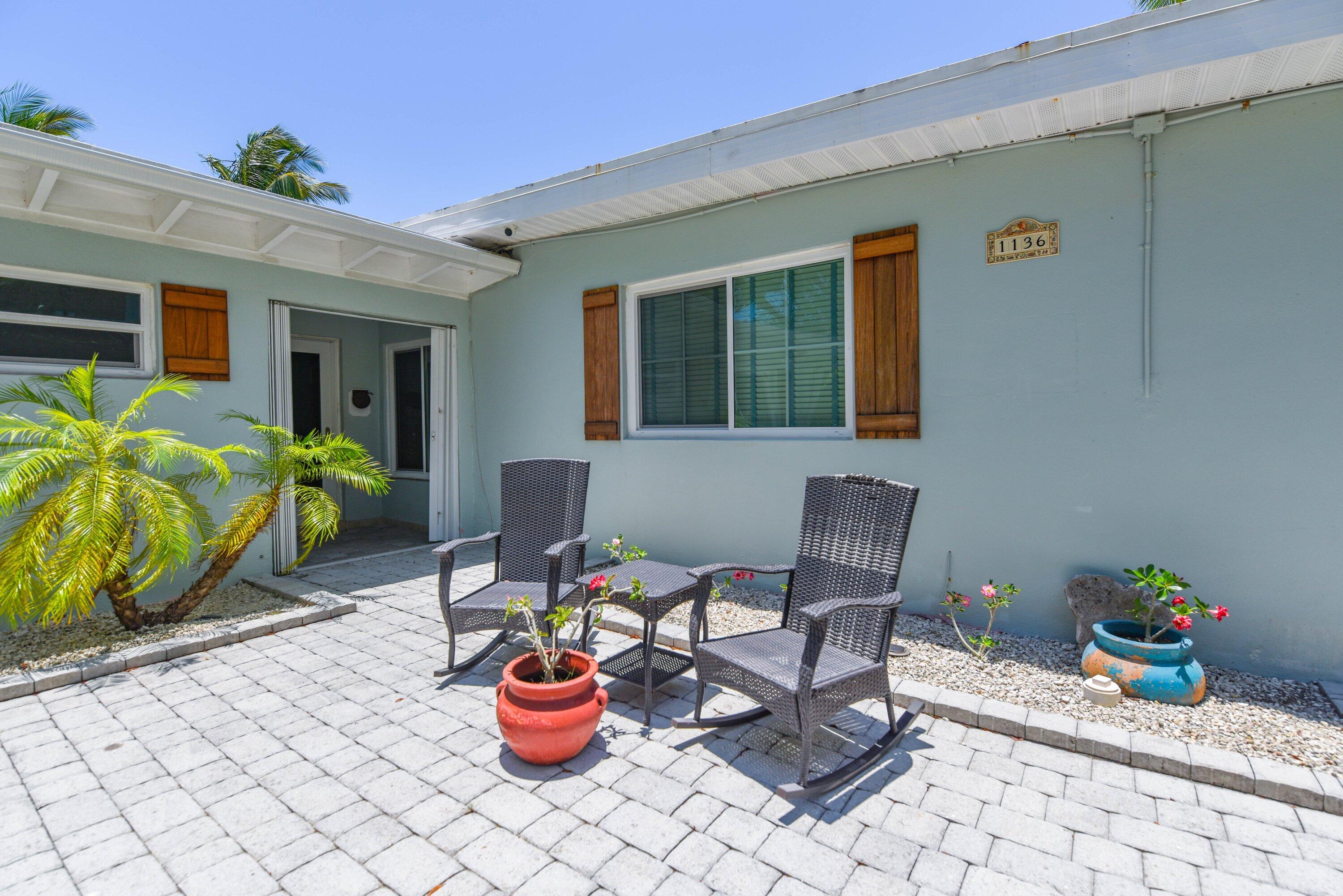 1136 W Shore Drive Property Photo 21