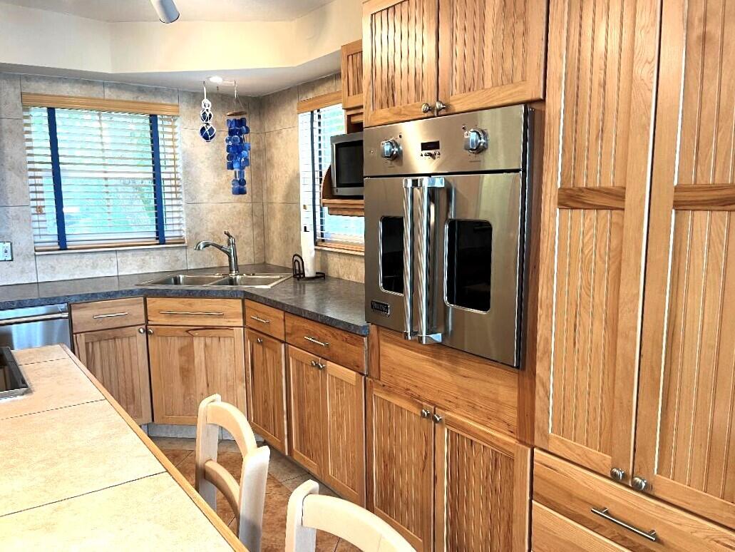 1136 W Shore Drive Property Photo 26