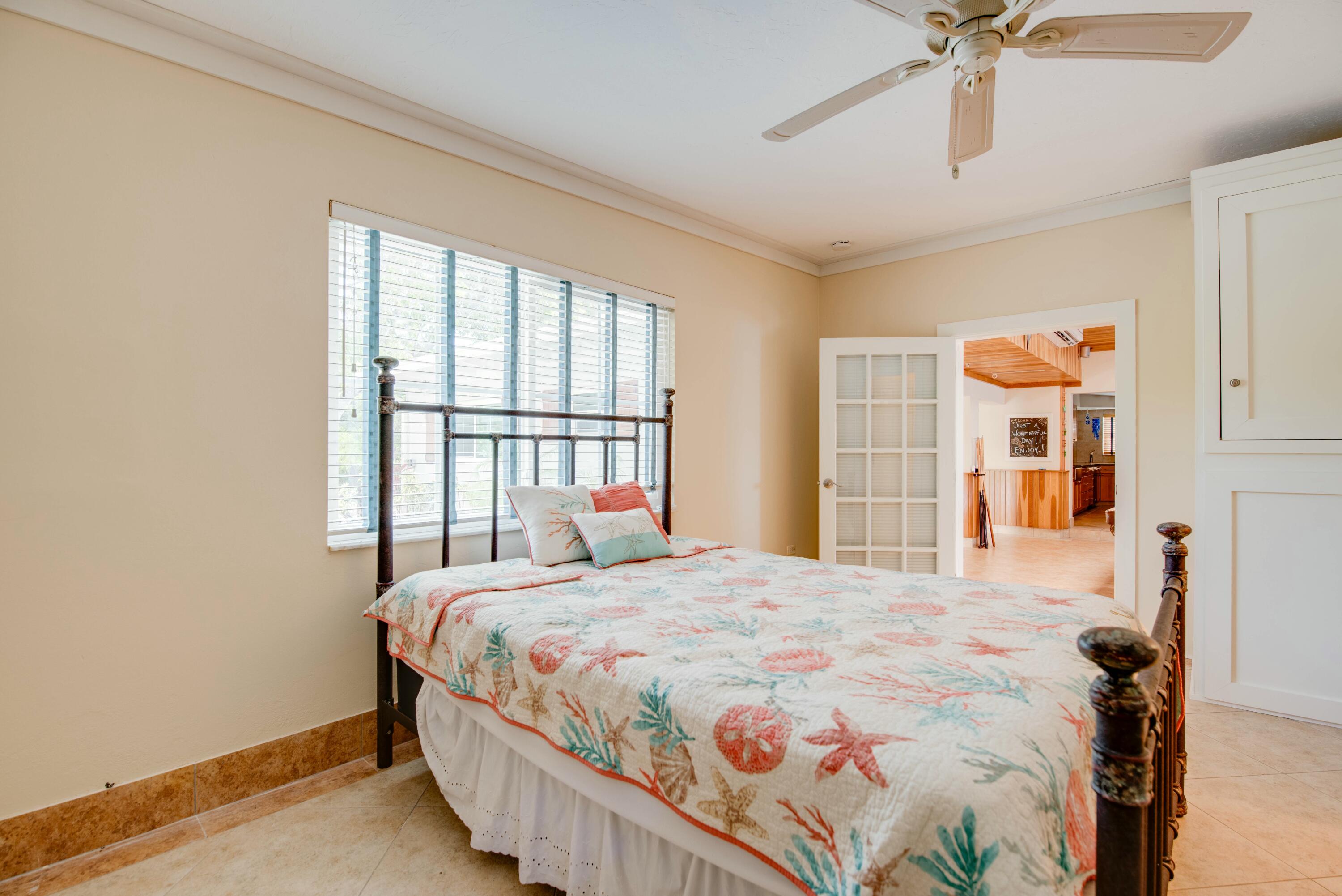 1136 W Shore Drive Property Photo 40