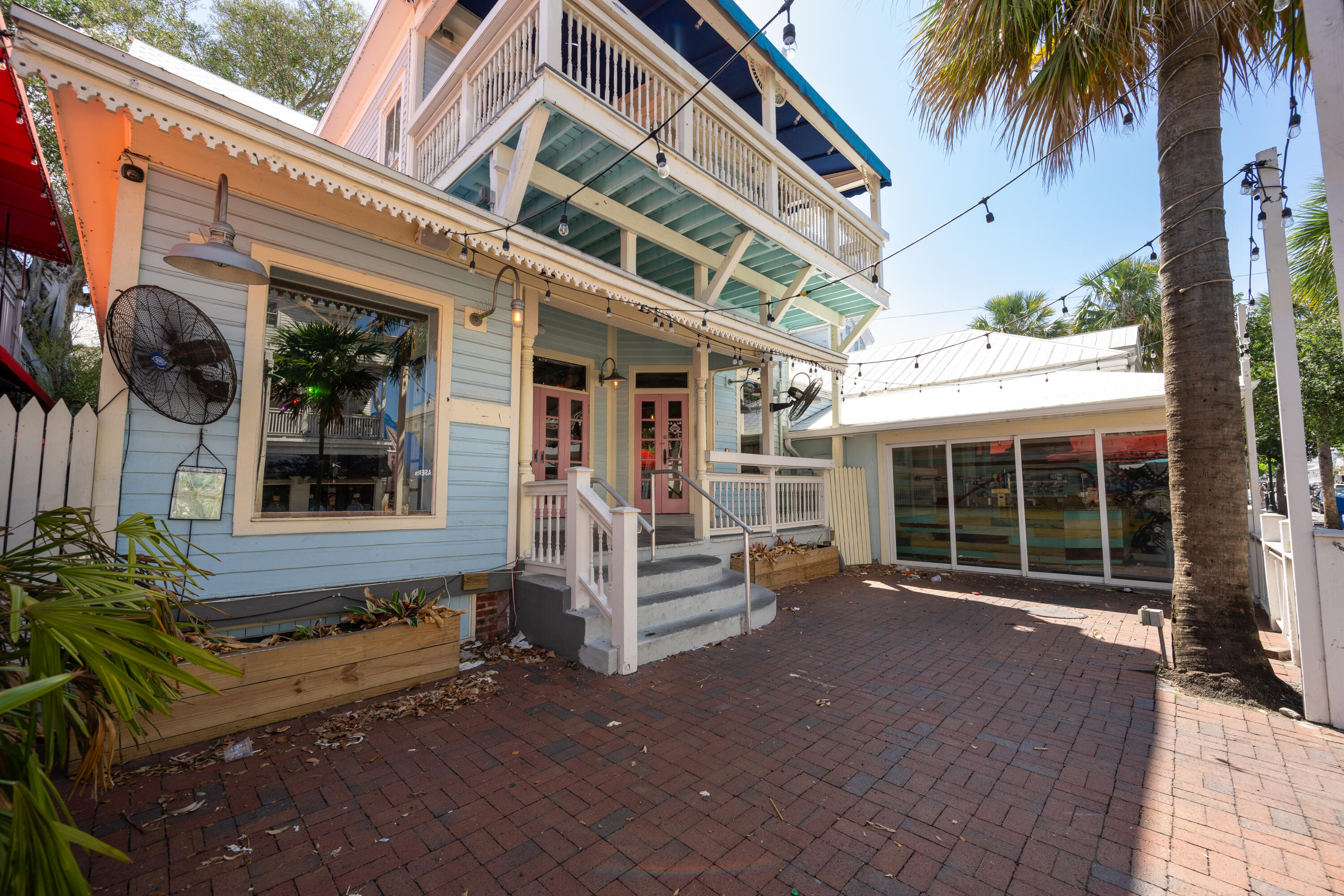 221 Duval Street Property Photo 3