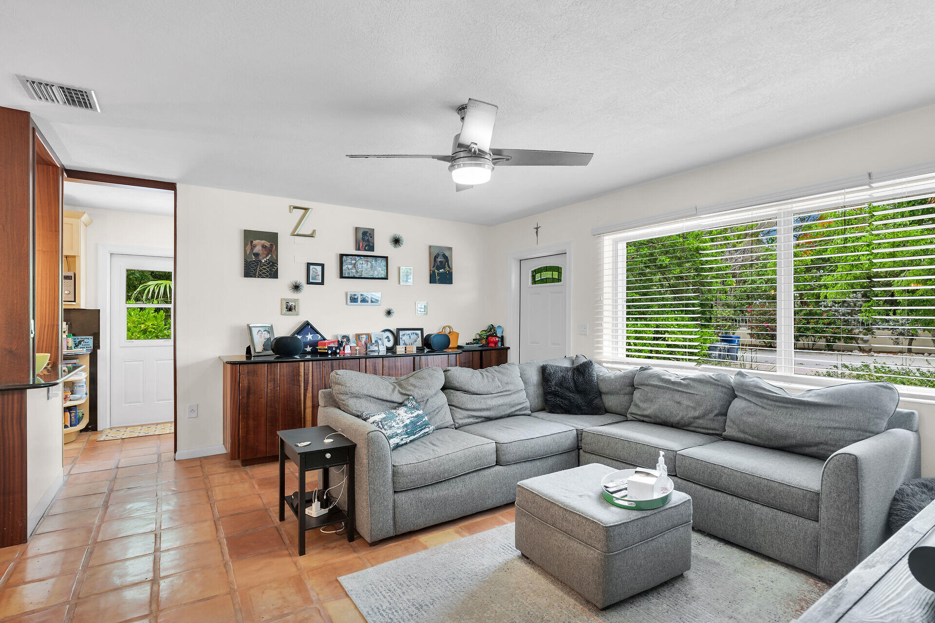7563 Gulfstream Boulevard Property Photo 7