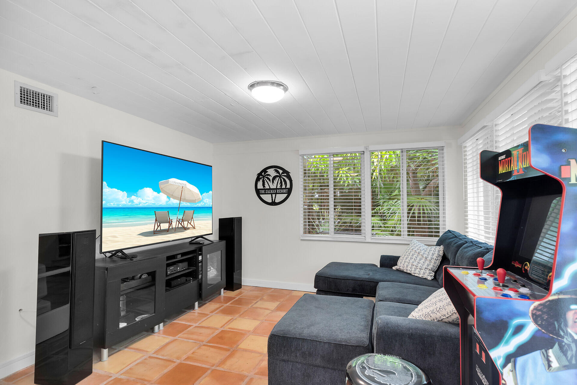 7563 Gulfstream Boulevard Property Photo 20