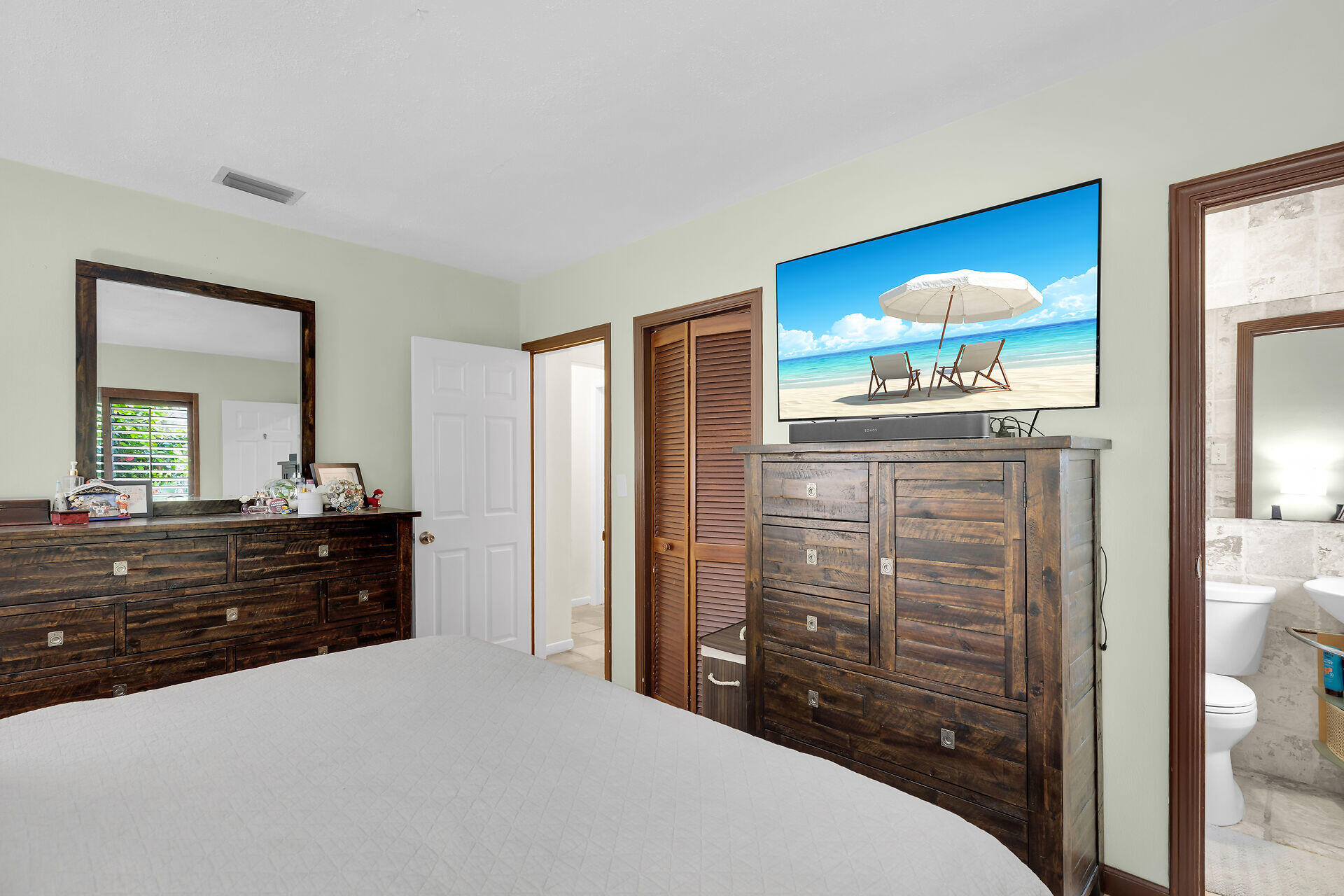 7563 Gulfstream Boulevard Property Photo 23