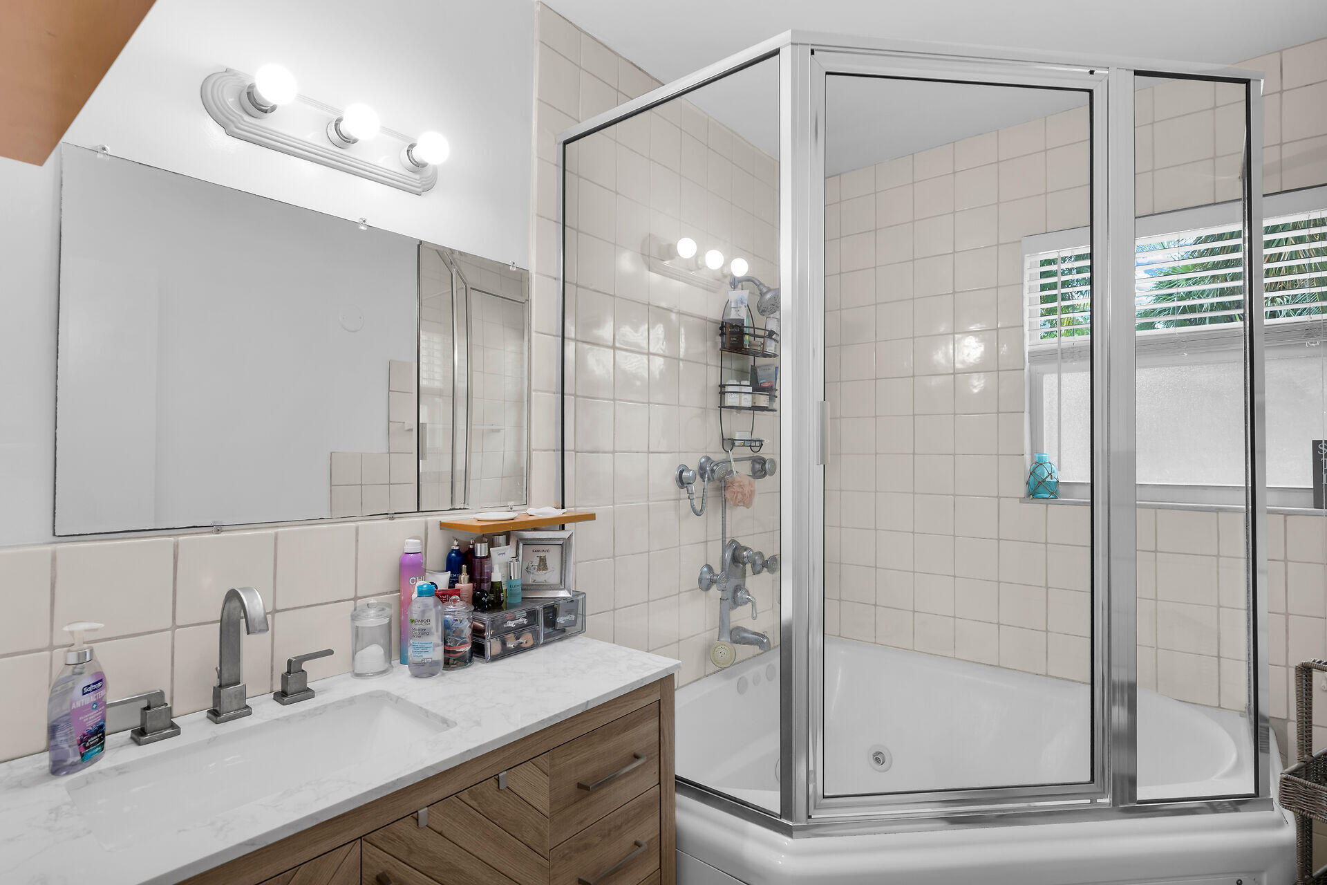 7563 Gulfstream Boulevard Property Photo 27