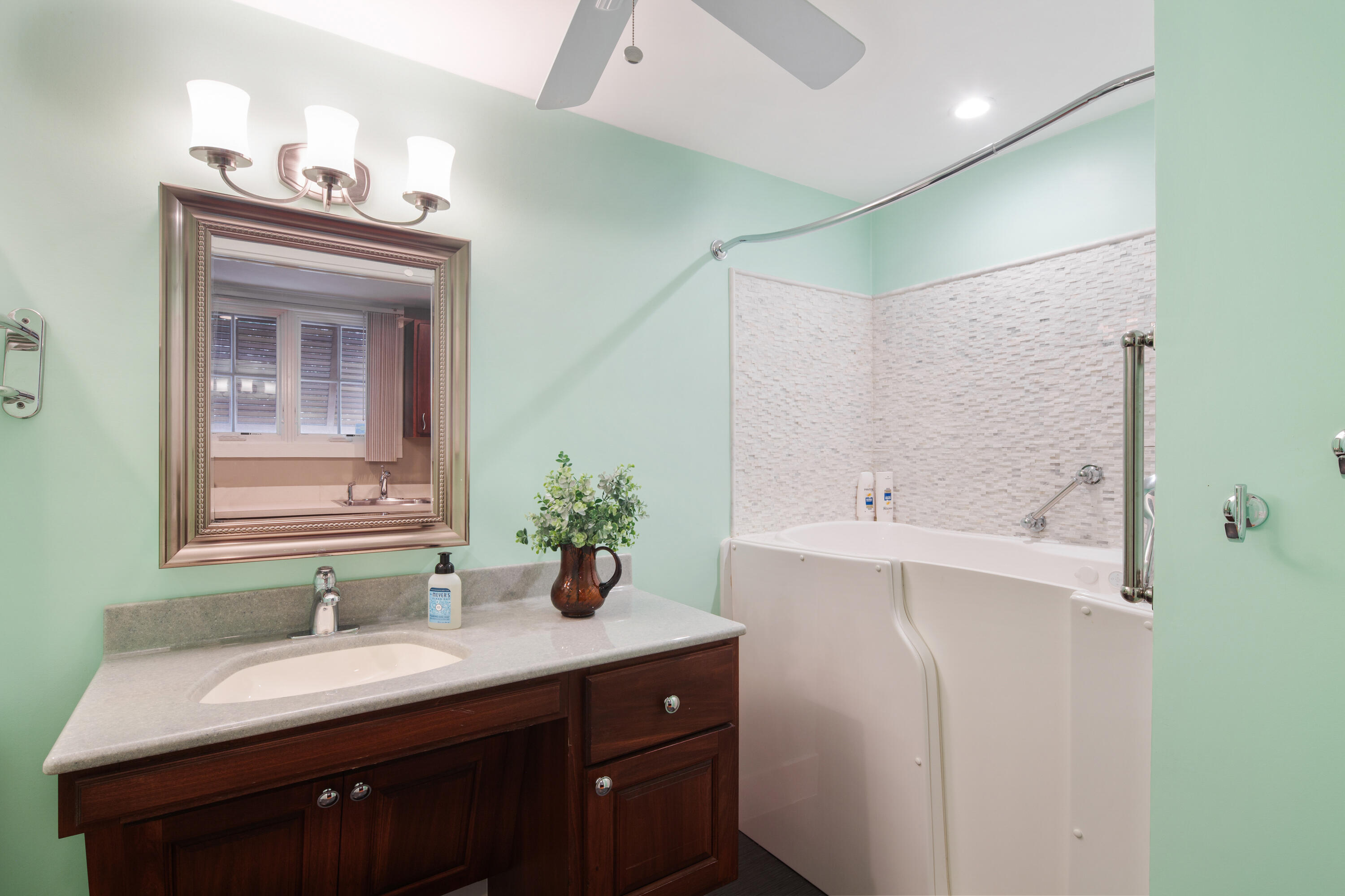 400 Aronovitz Lane Property Photo 27