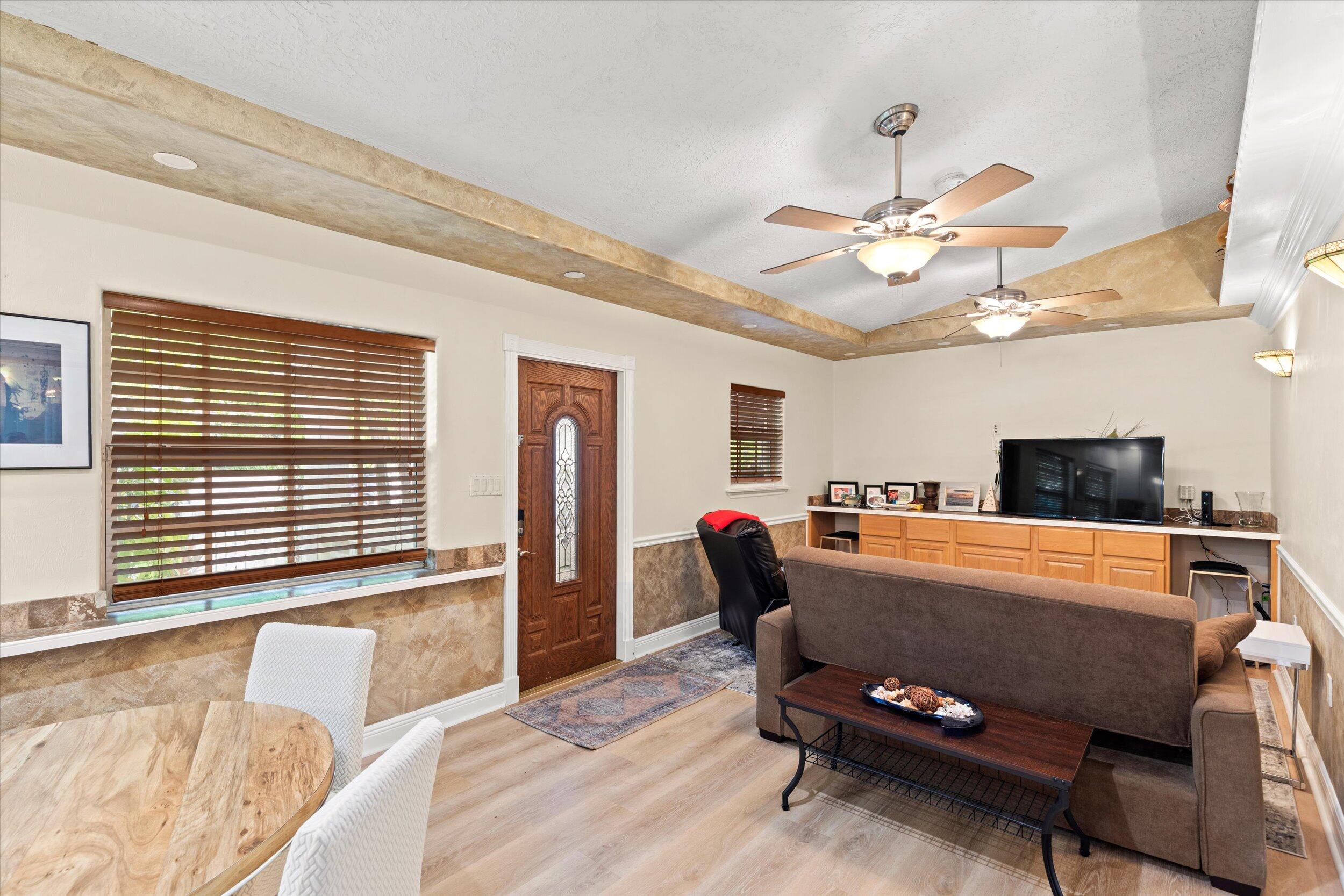 1320 6th Street Property Photo 9