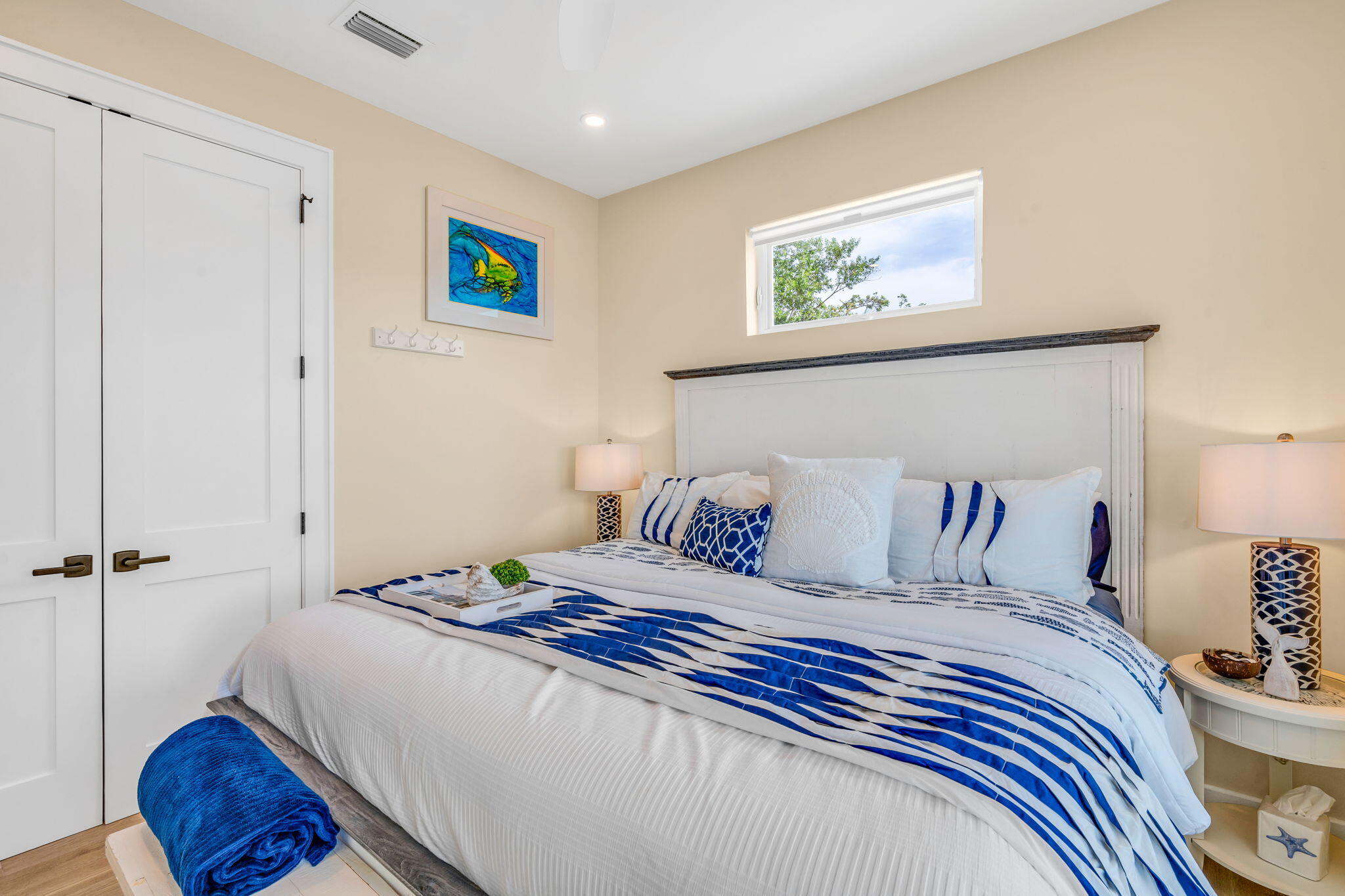437 Harbour Drive Property Photo 31