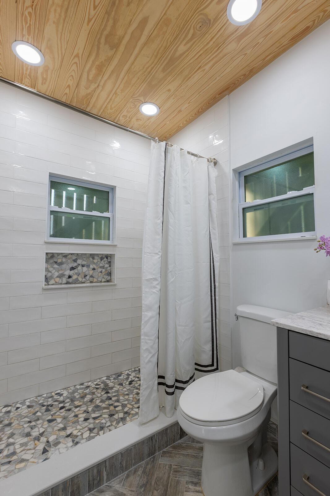1422 Catherine Street Property Photo 14