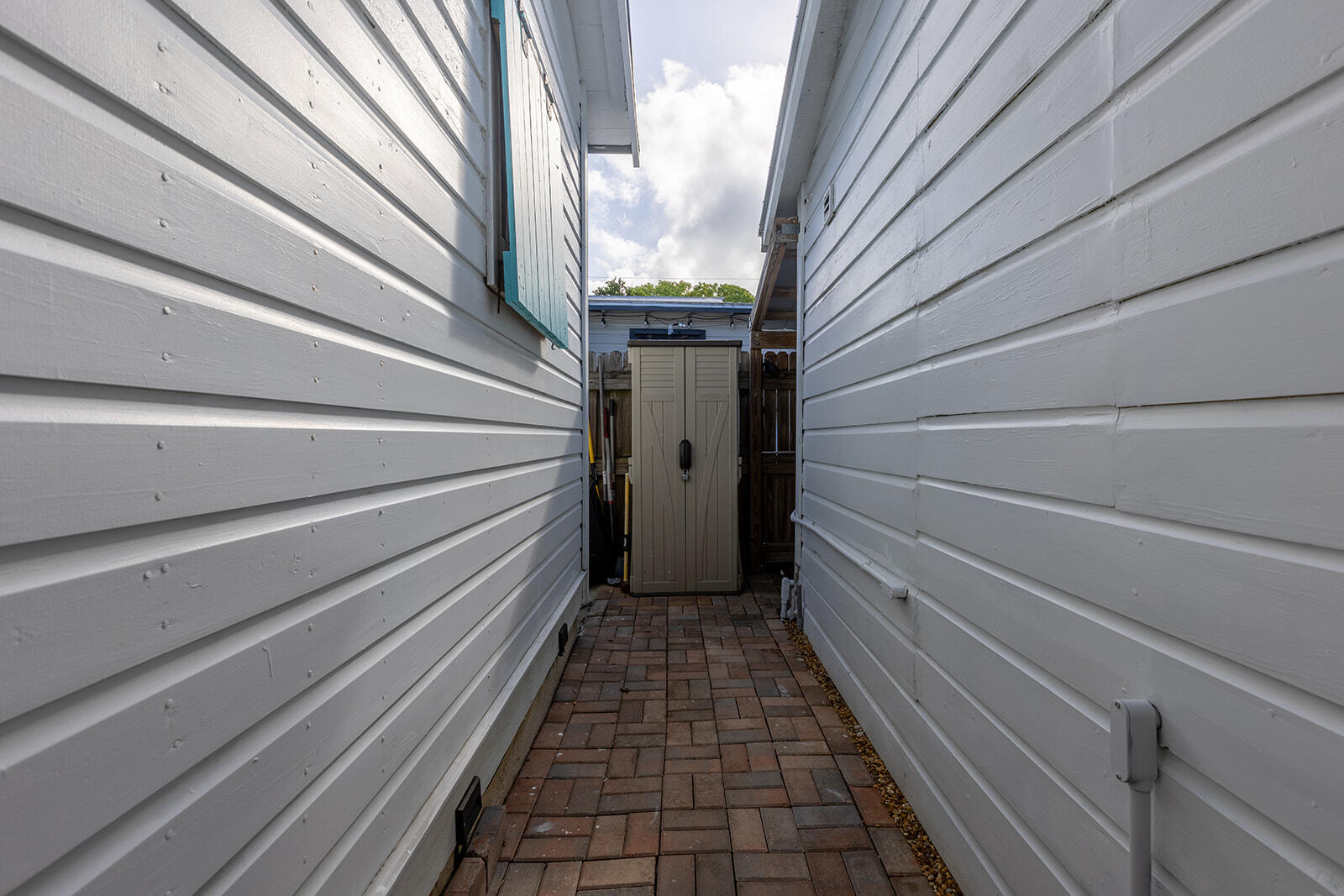 1422 Catherine Street Property Photo 19