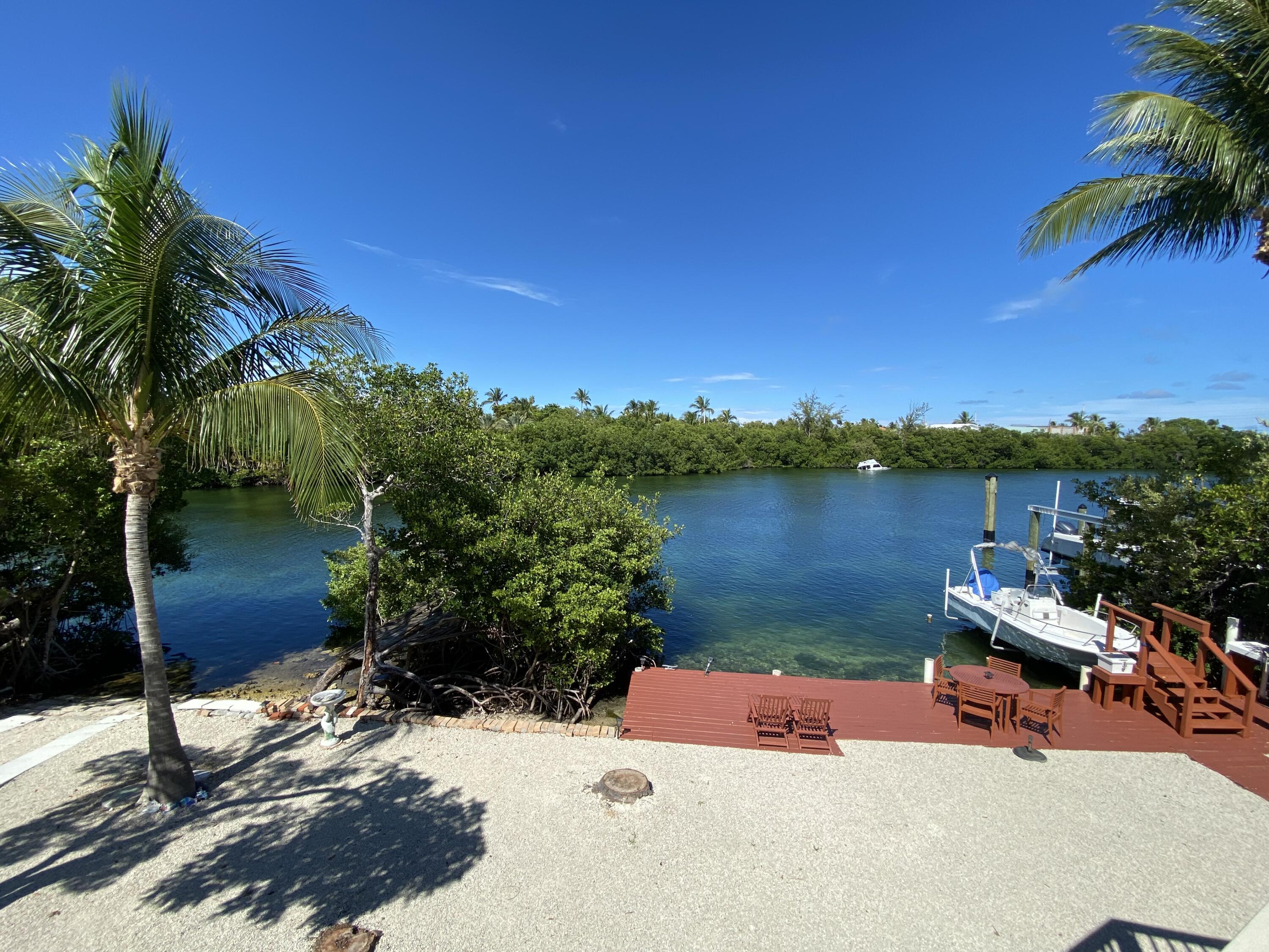 185 El Capitan Drive Property Photo 2