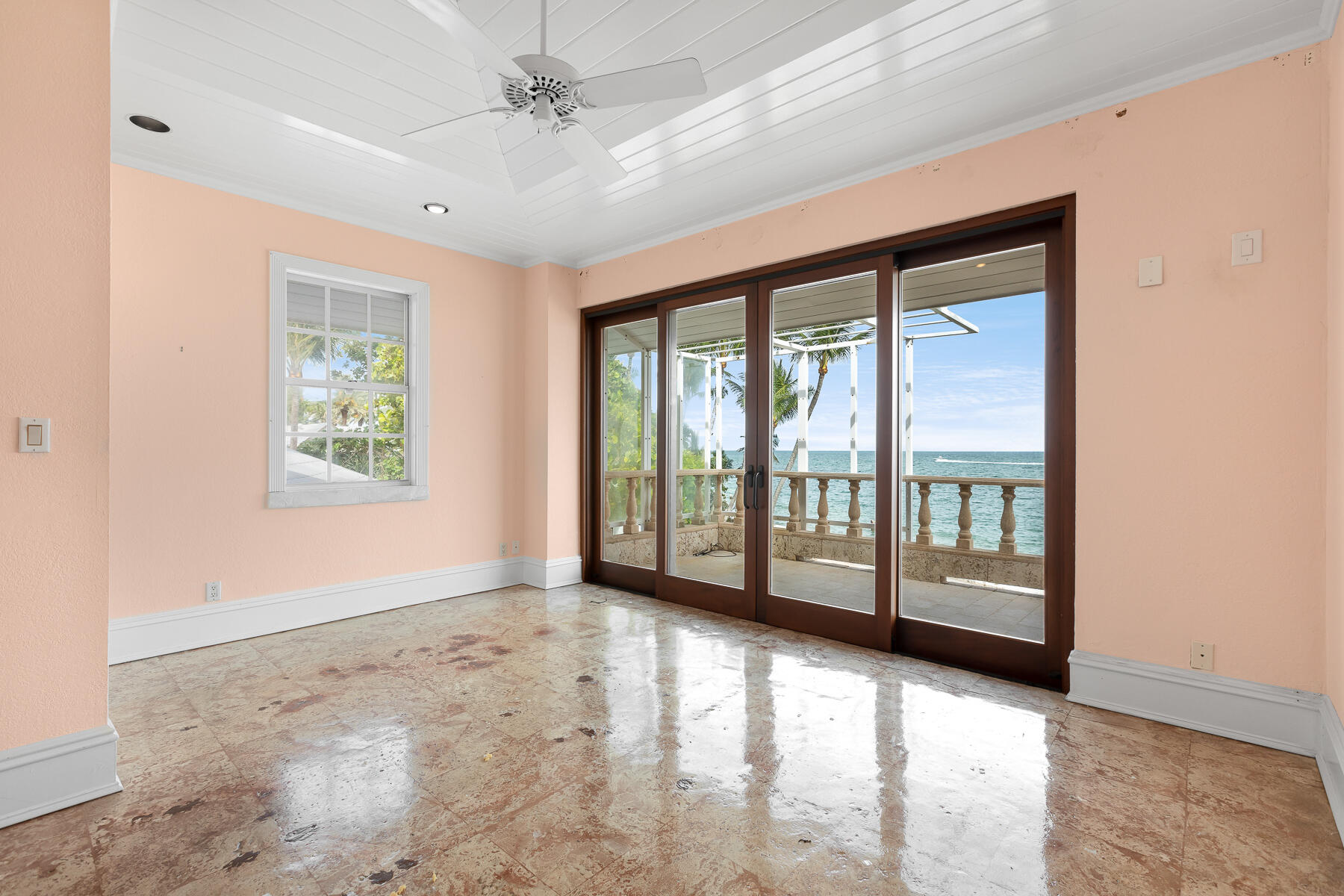 400 South Street Property Photo 47