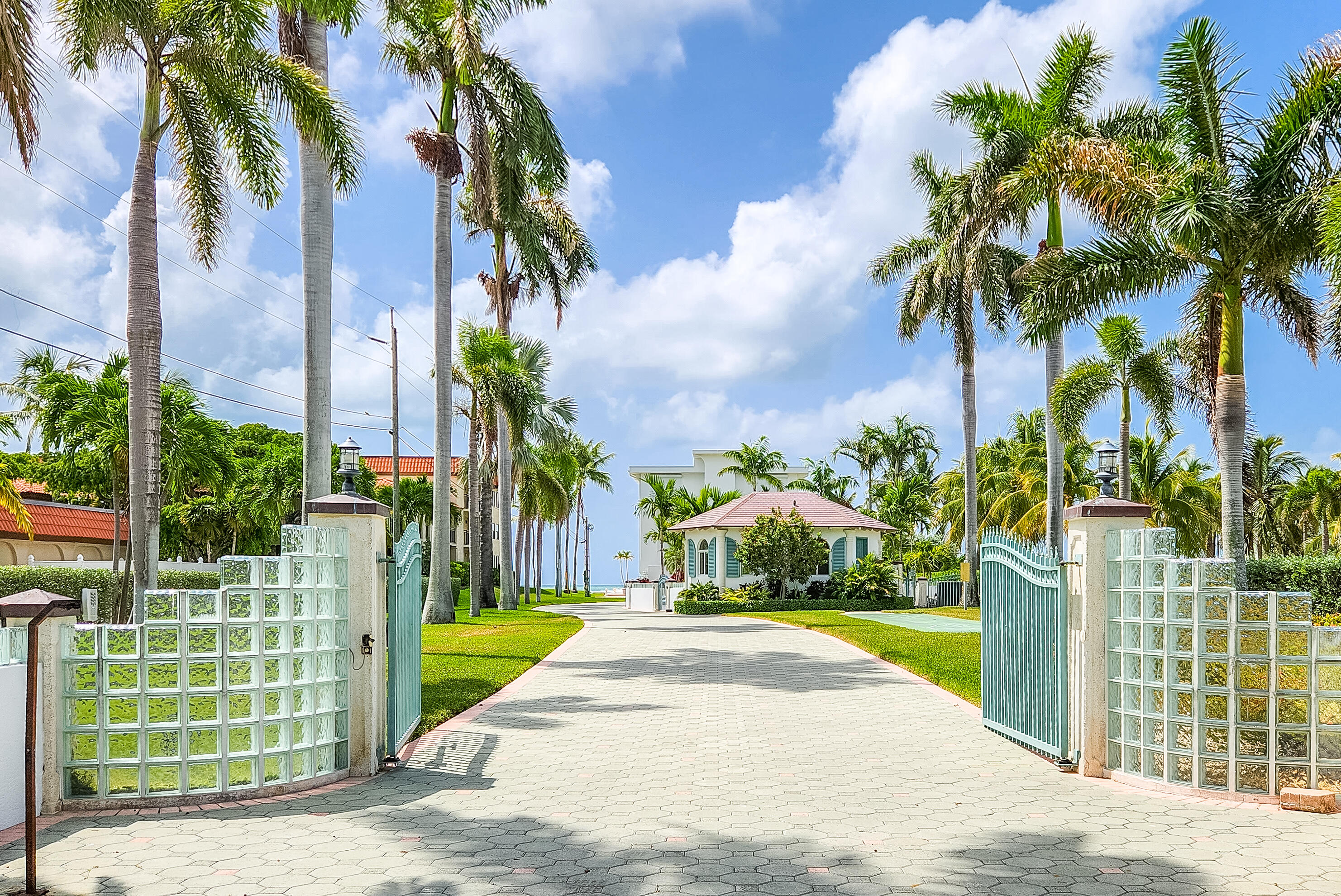 1025 W Ocean Drive, East Property Photo 27