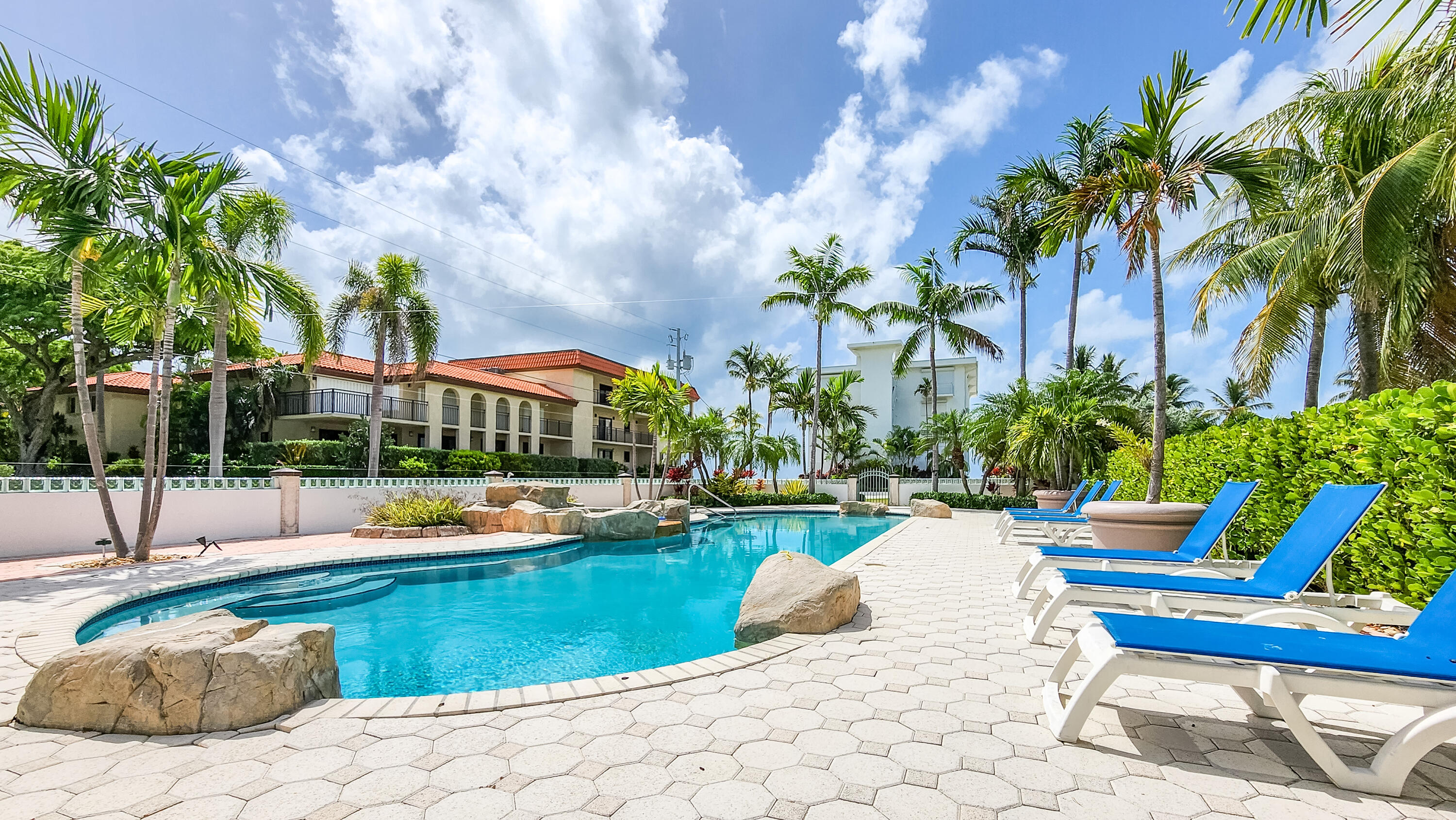 1025 W Ocean Drive, East Property Photo 29