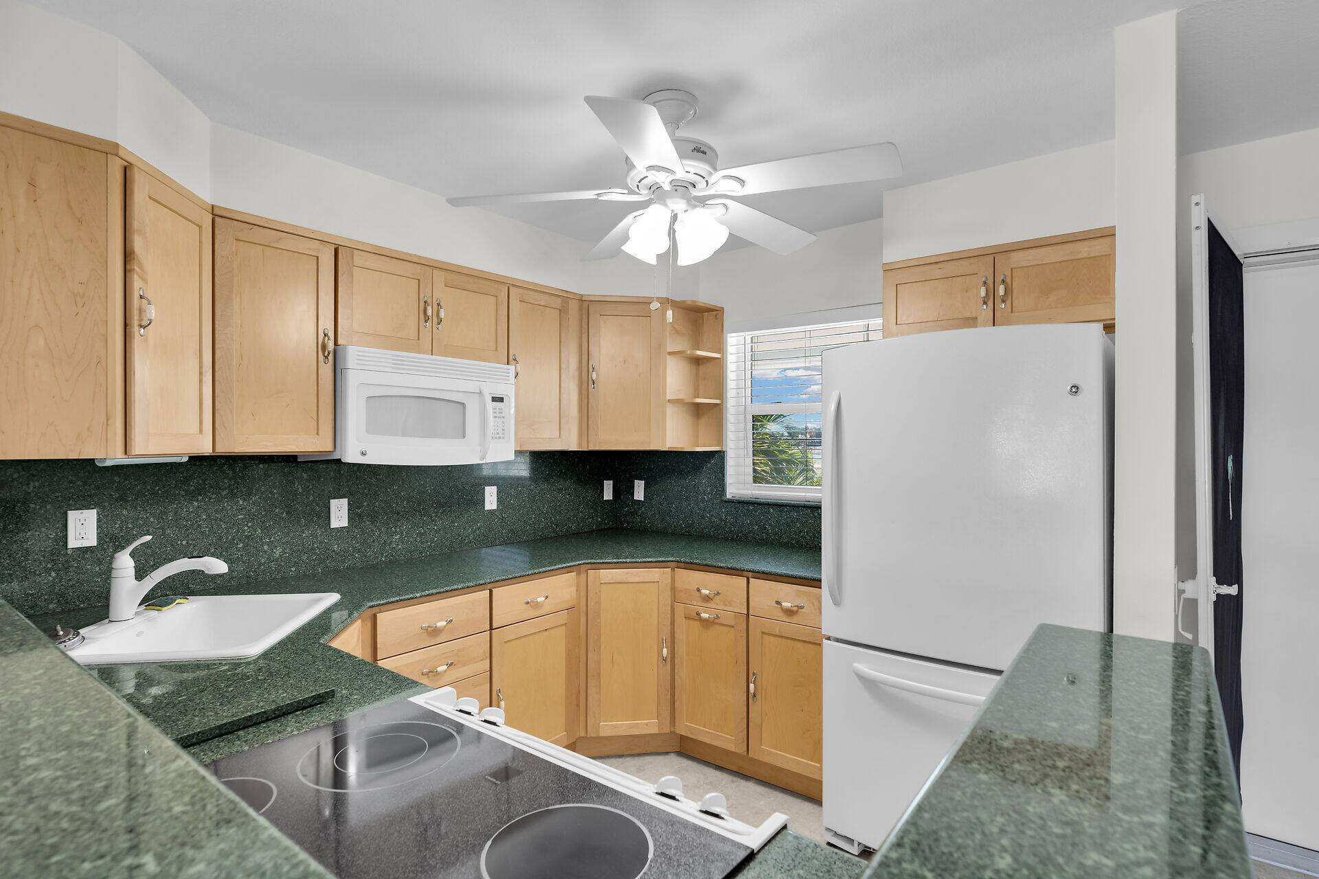9 Sombrero Boulevard, 202 Property Photo 4