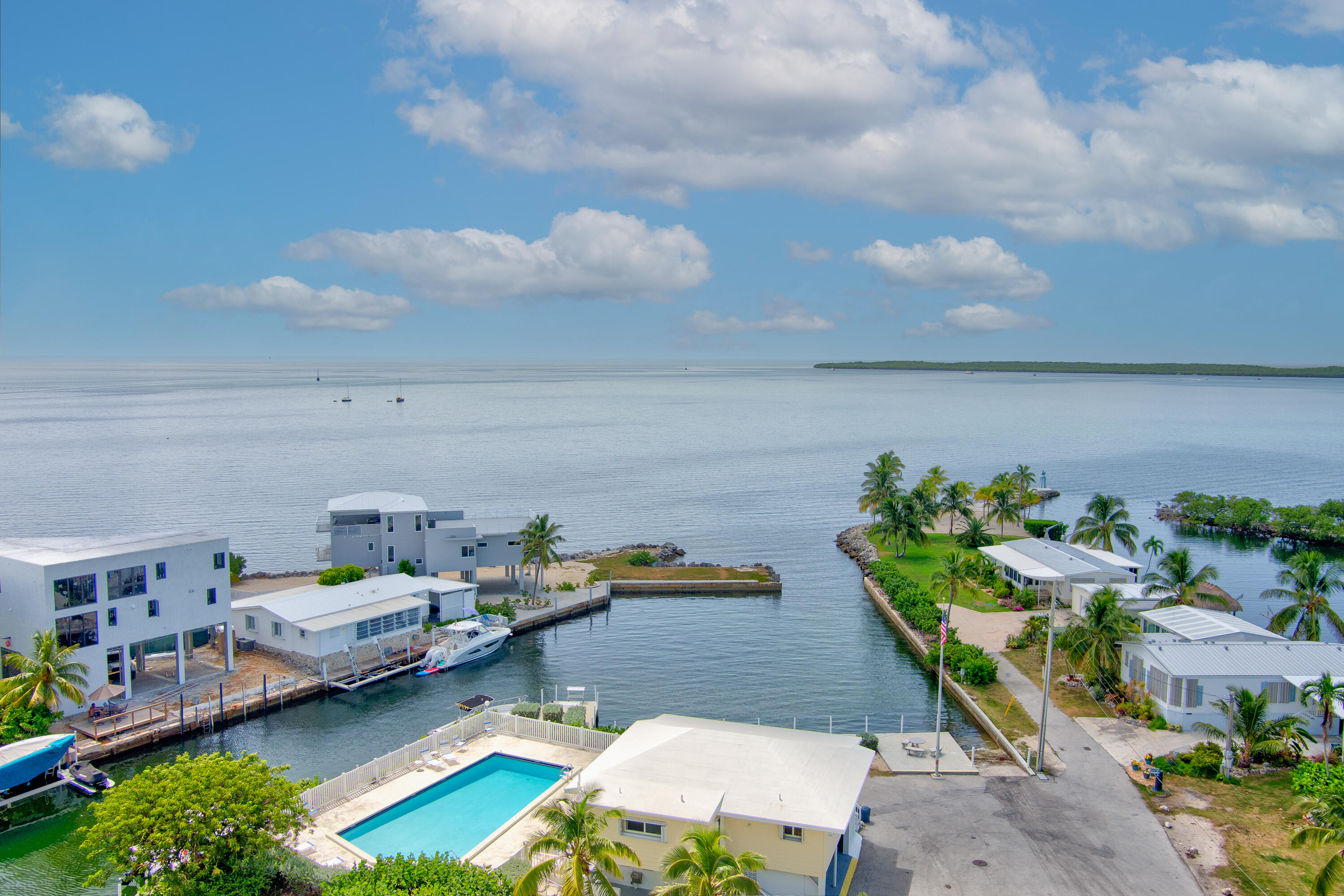 80 Coral Way Property Photo 51