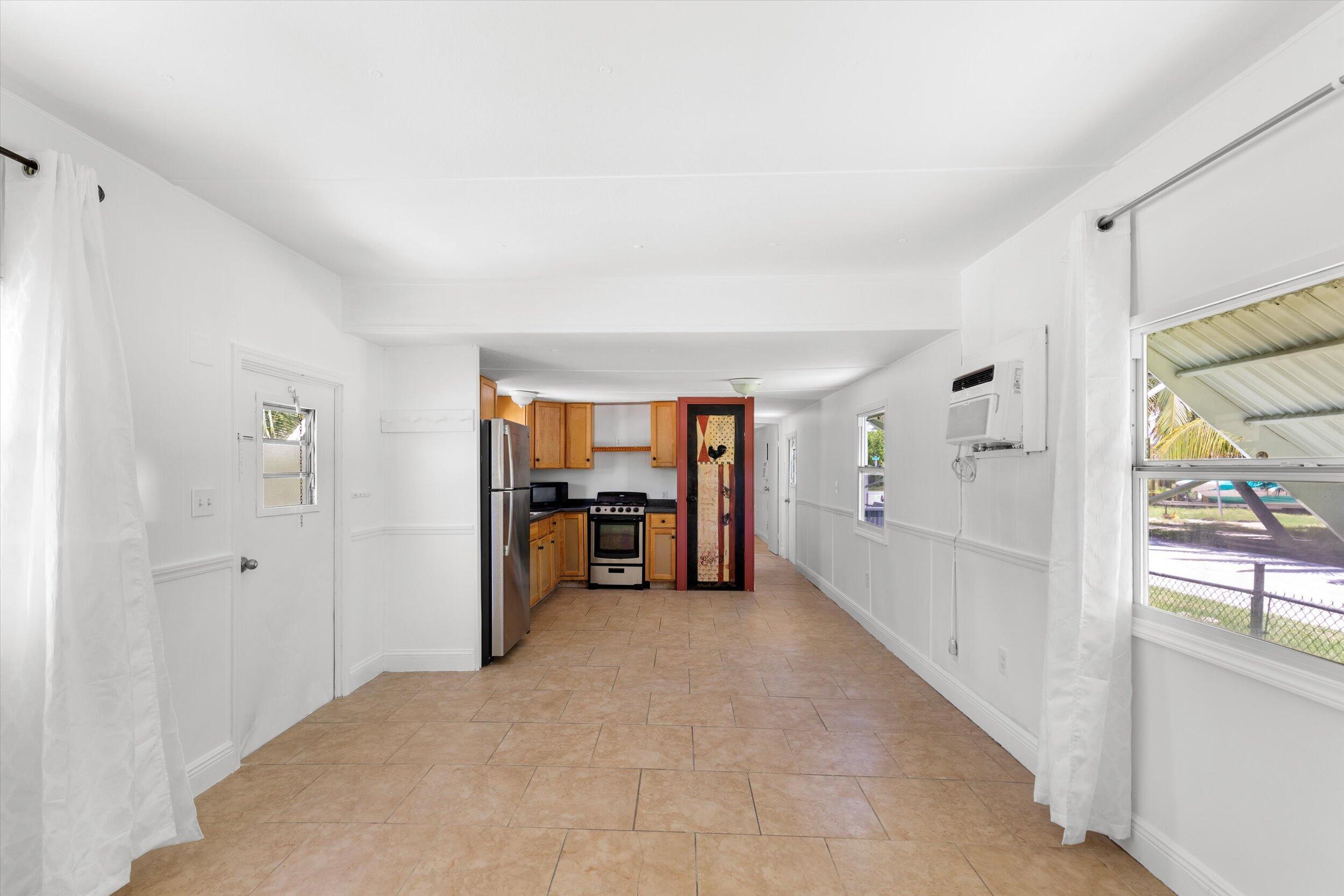 20 5th Street Property Photo 4