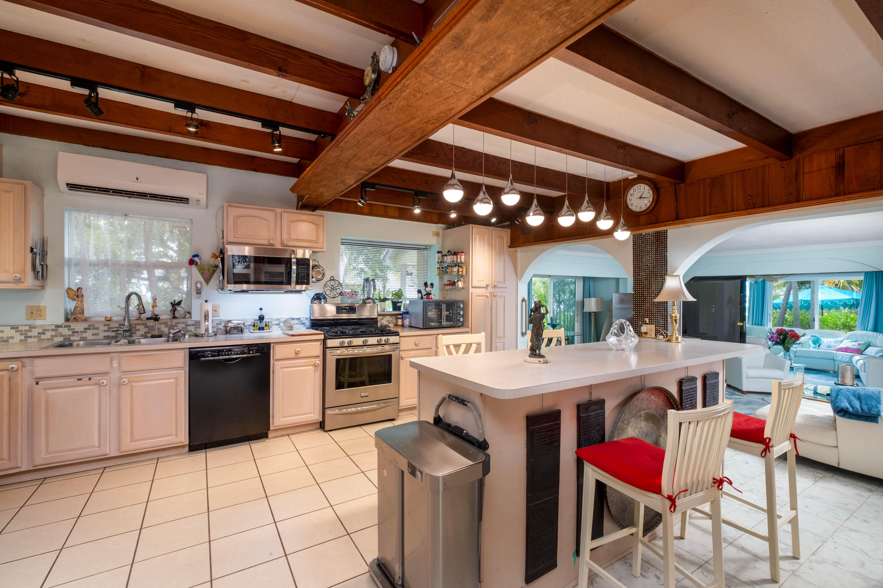 95480 & 90 Overseas Highway Property Photo 8