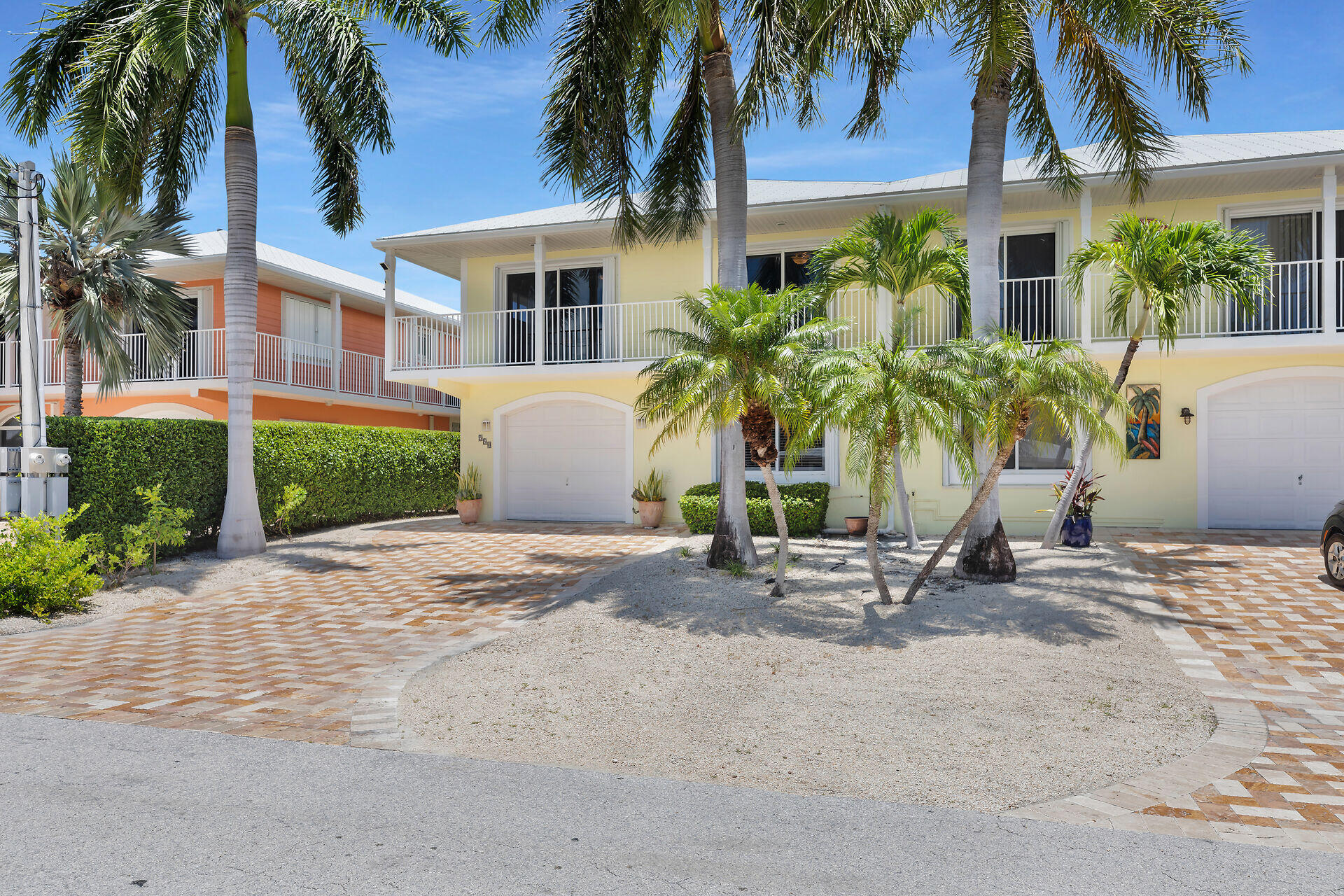 550 9th Street Property Photo 3
