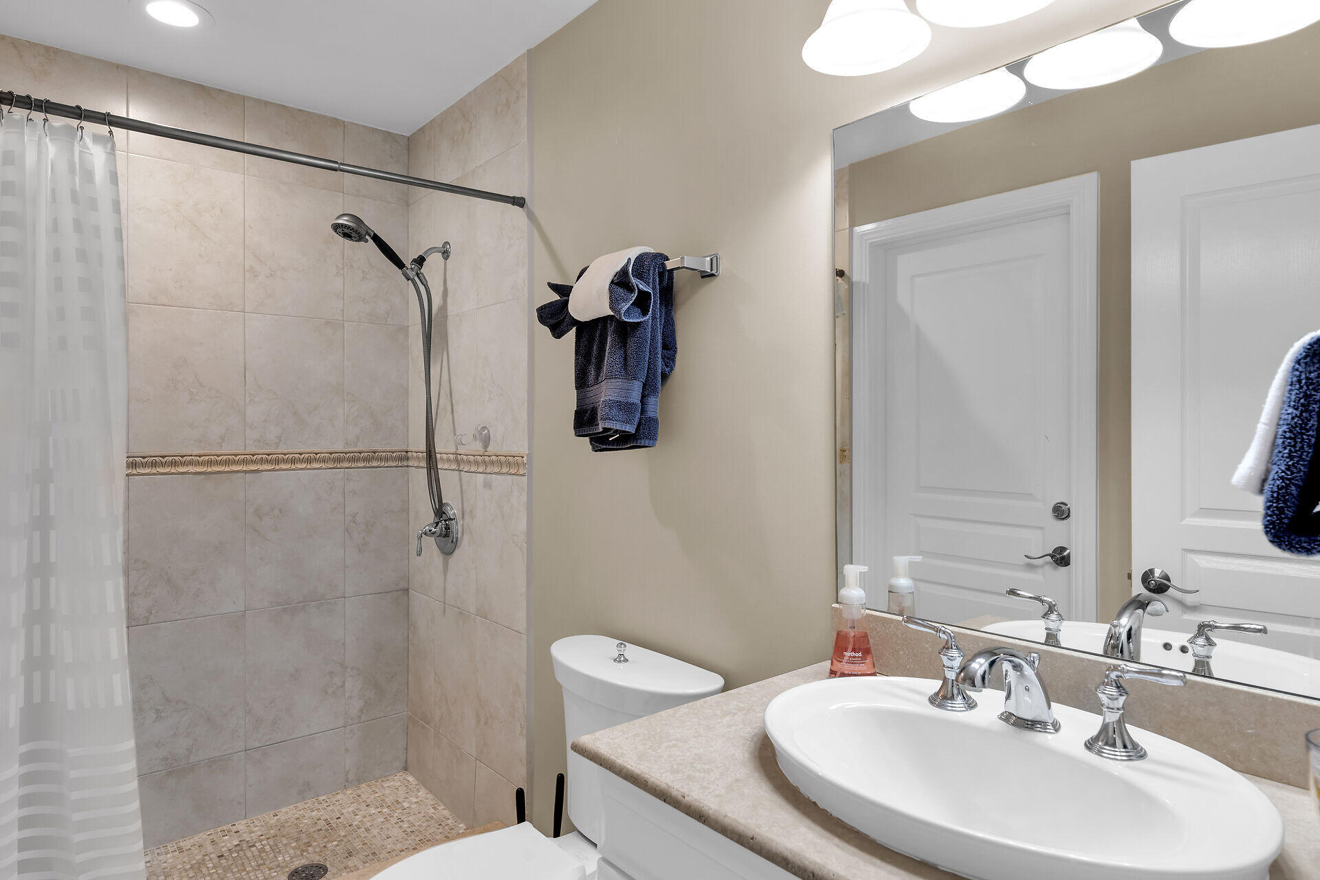 550 9th Street Property Photo 17