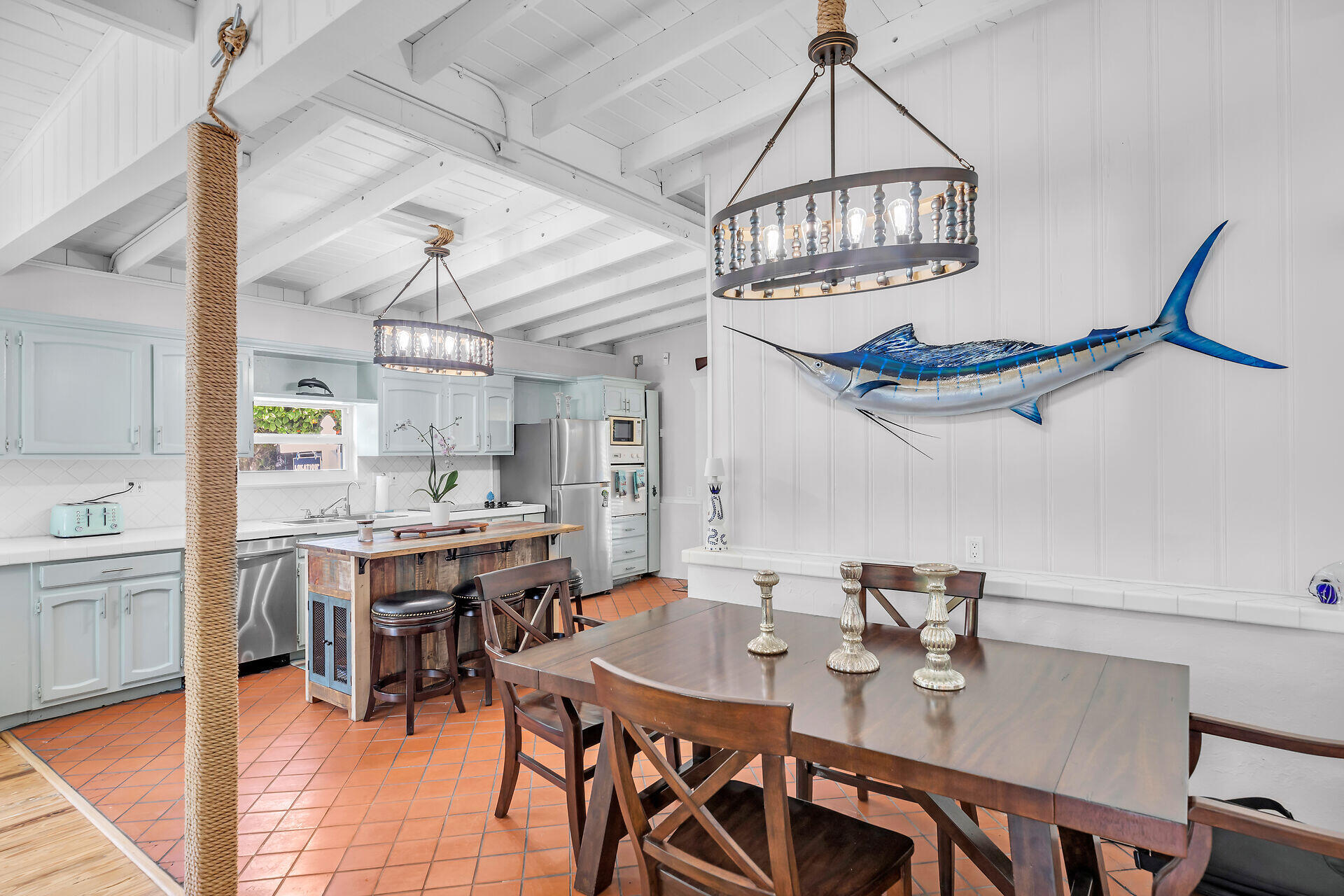 186 Atlantic Circle Drive Property Photo 8